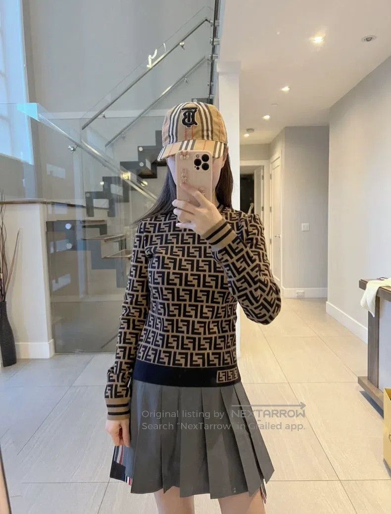 Fendi Fendi Old flower letter sweater Size S / US 4 / IT 40 - 9 Thumbnail