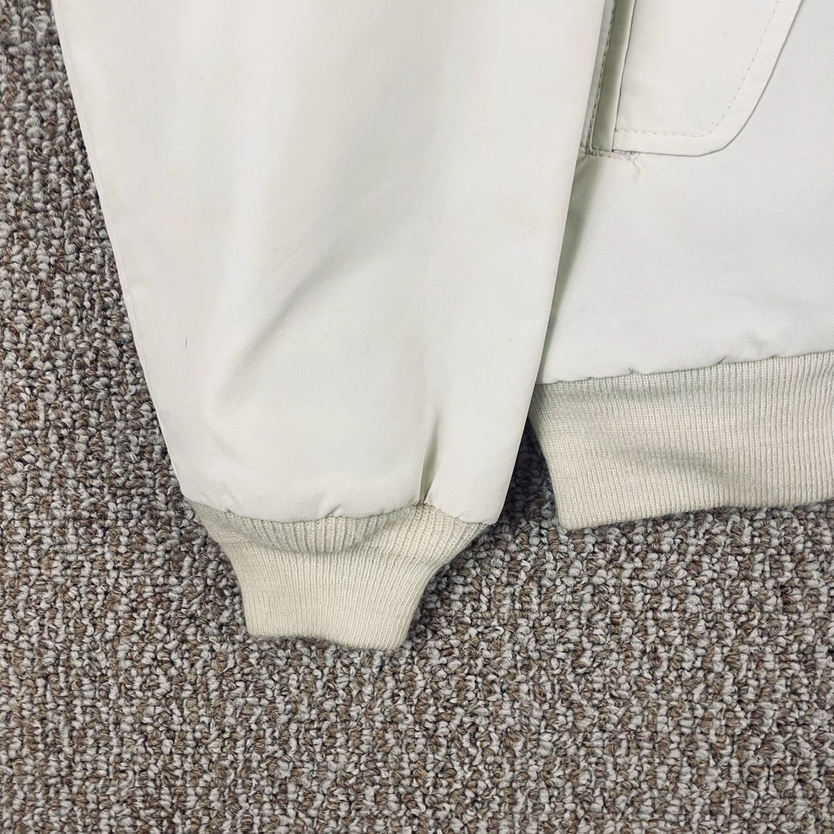 Vintage VINTAGE L.L. Bean Bomber Jacket Coat XL White Nylon Lined USA Mens Regular 90s Cotton Blend Pockets Size US XL / EU 56 / 4 - 4 Thumbnail