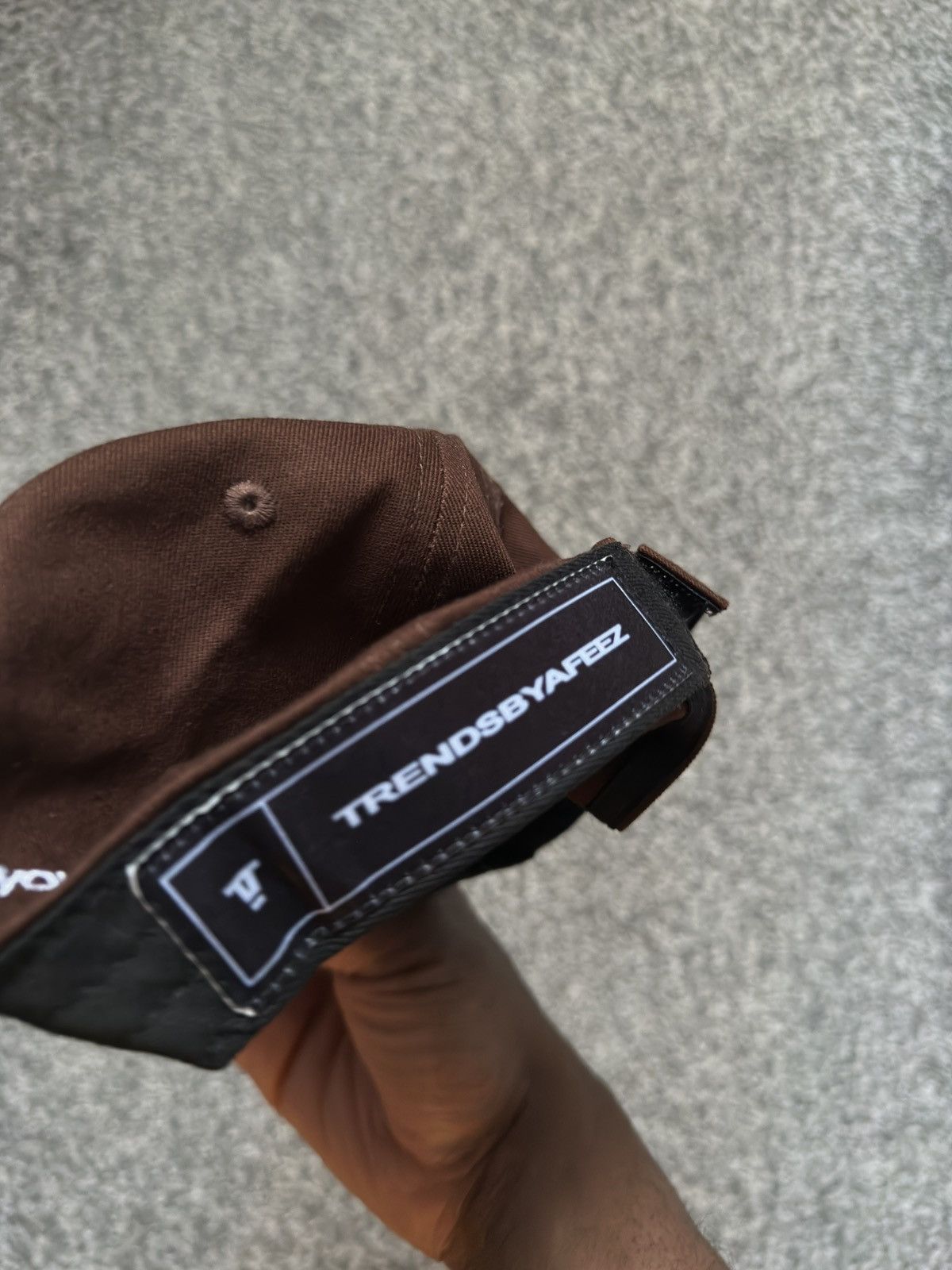 Other Shelflife Presents: Trendsbyafeez x AWIF Size ONE SIZE - 5 Thumbnail