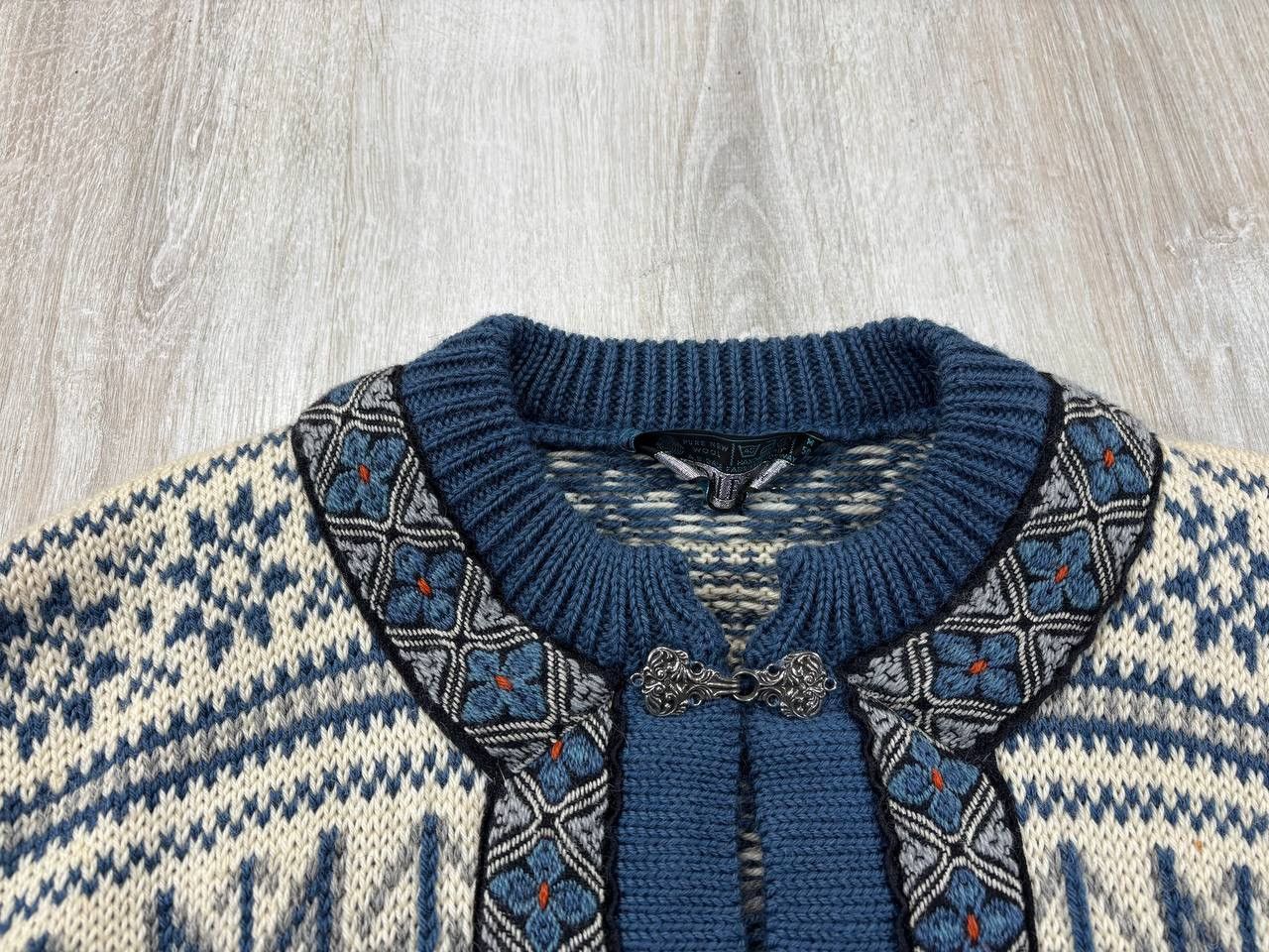 Dale Of Norway × Vintage Mens cardigan Dale of Norway Size M Size US M / EU 48-50 / 2 - 9 Thumbnail