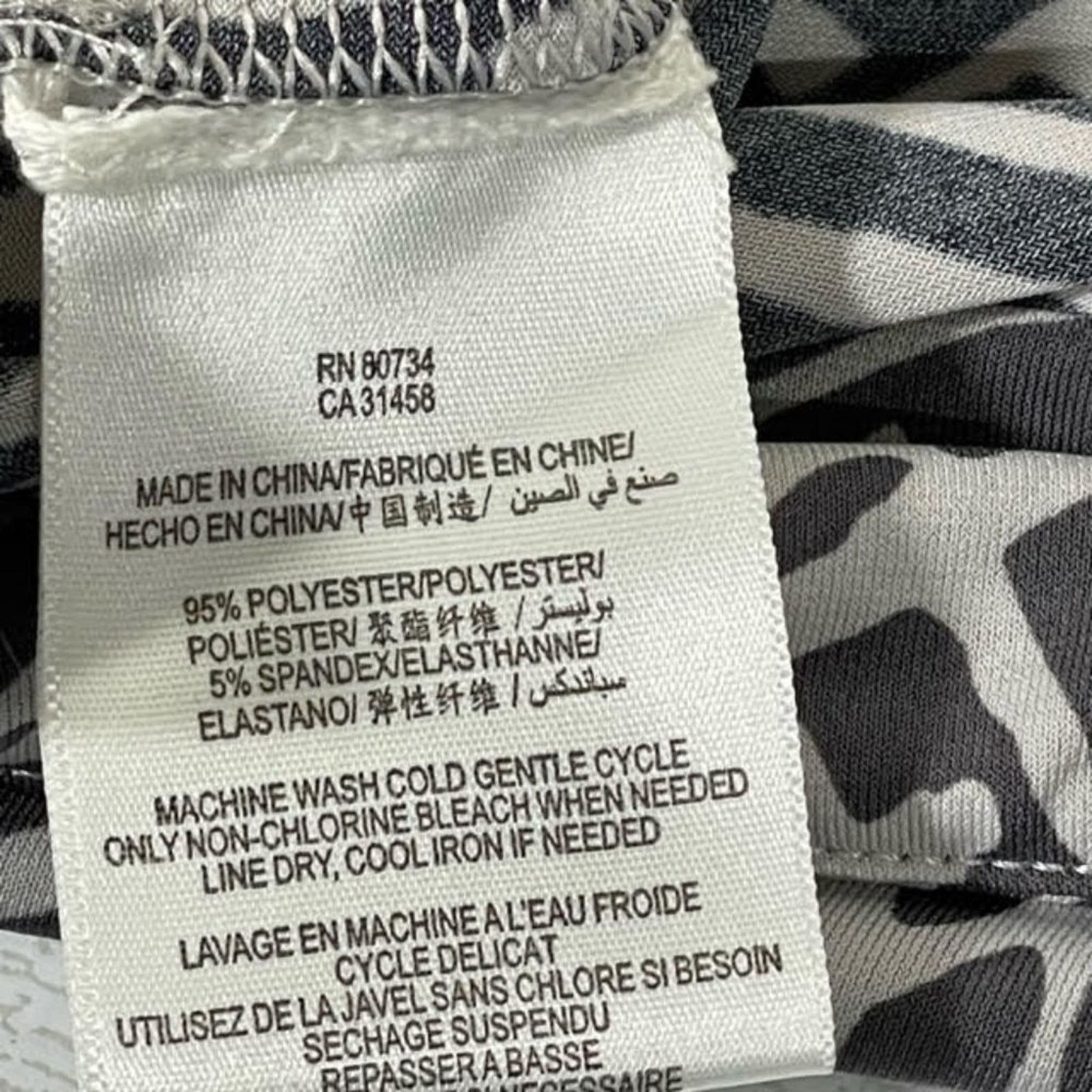Other BCBGMaxAzria Black White Abstract Shift Dress Size M NWT Size M / US 6-8 / IT 42-44 - 10 Thumbnail