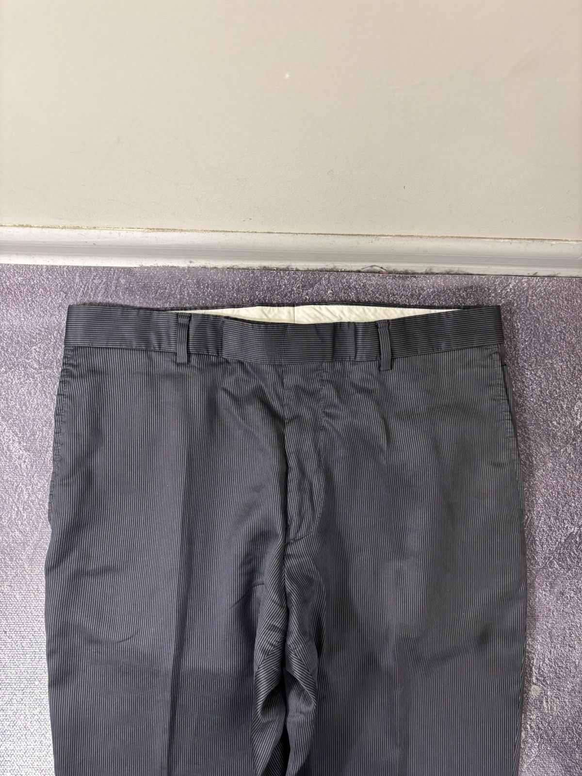 Hugo Boss Hugo Boss Rossellini/Movie Men’s 2-Piece Gray Silk Suit Size 40R - 20 Thumbnail