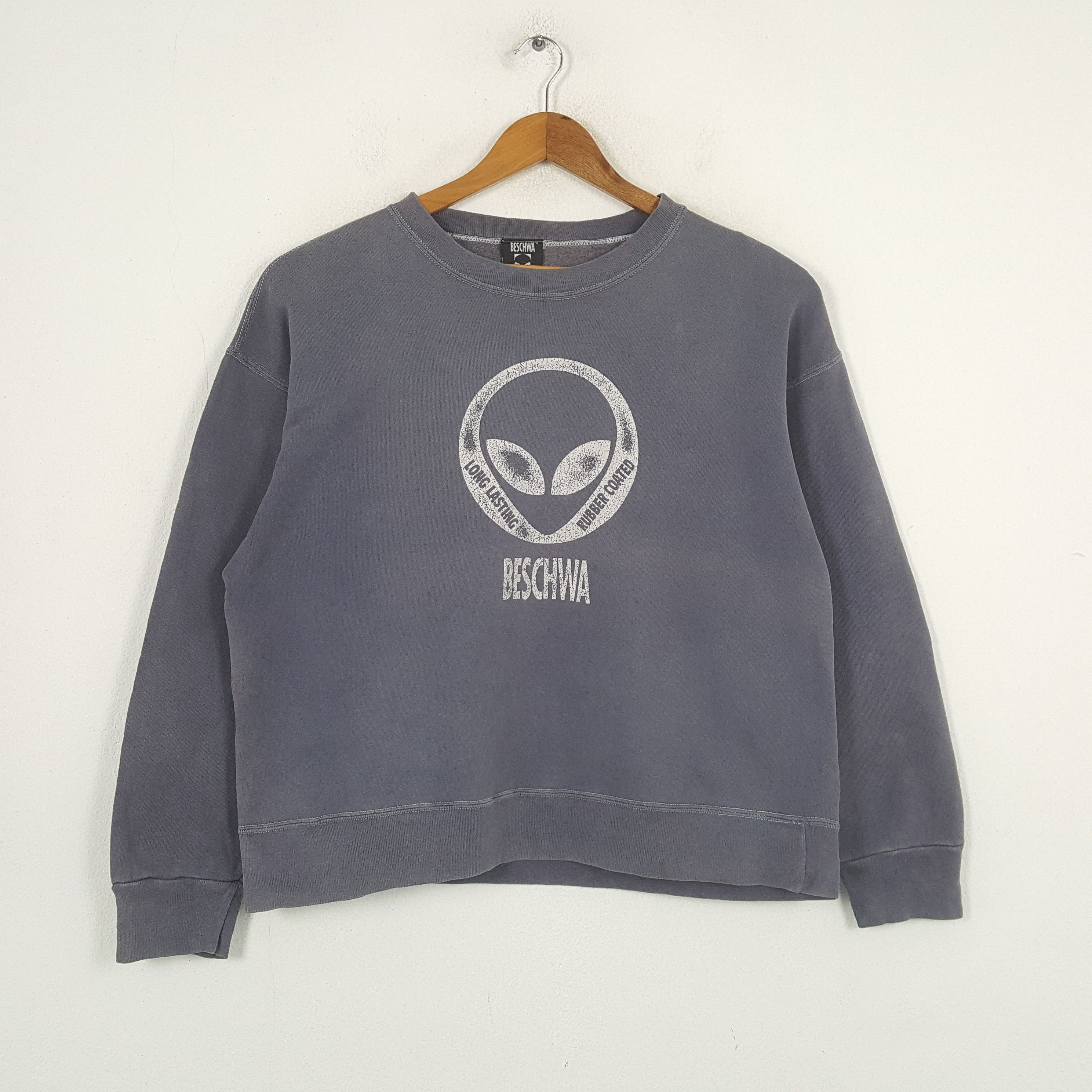 Vintage Vintage BESCHWA Alien Skateboard Style Sweatshirt C288N19 Size US XL / EU 56 / 4 - 1 Thumbnail