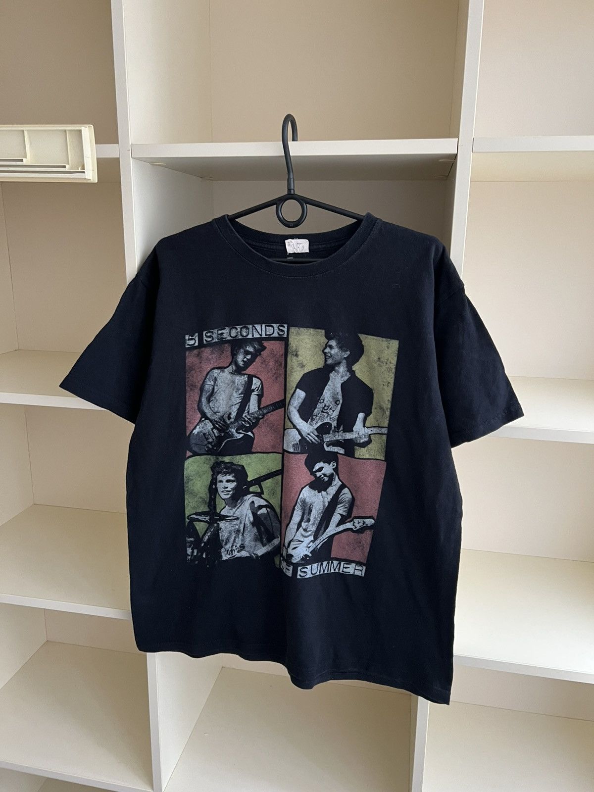 Band Tees Vintage 5 Seconds of Summer Band Tee Rock T-Shirt Size L Size US L / EU 52-54 / 3 - 4 Thumbnail
