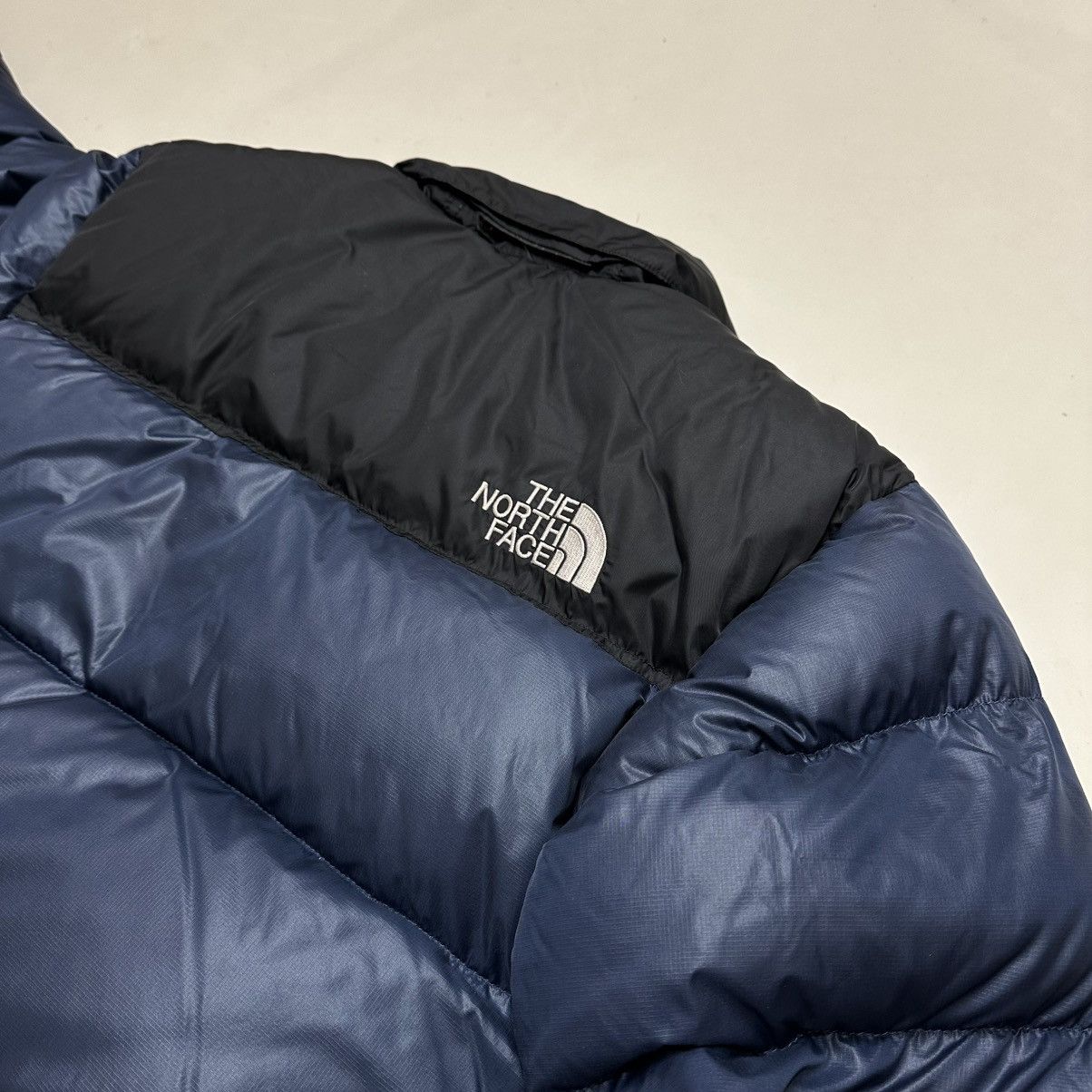 The North Face Vintage The North Face navy 700 Nuptse Korea Down Jacket Size US XS / EU 42 / 0 - 3 Thumbnail