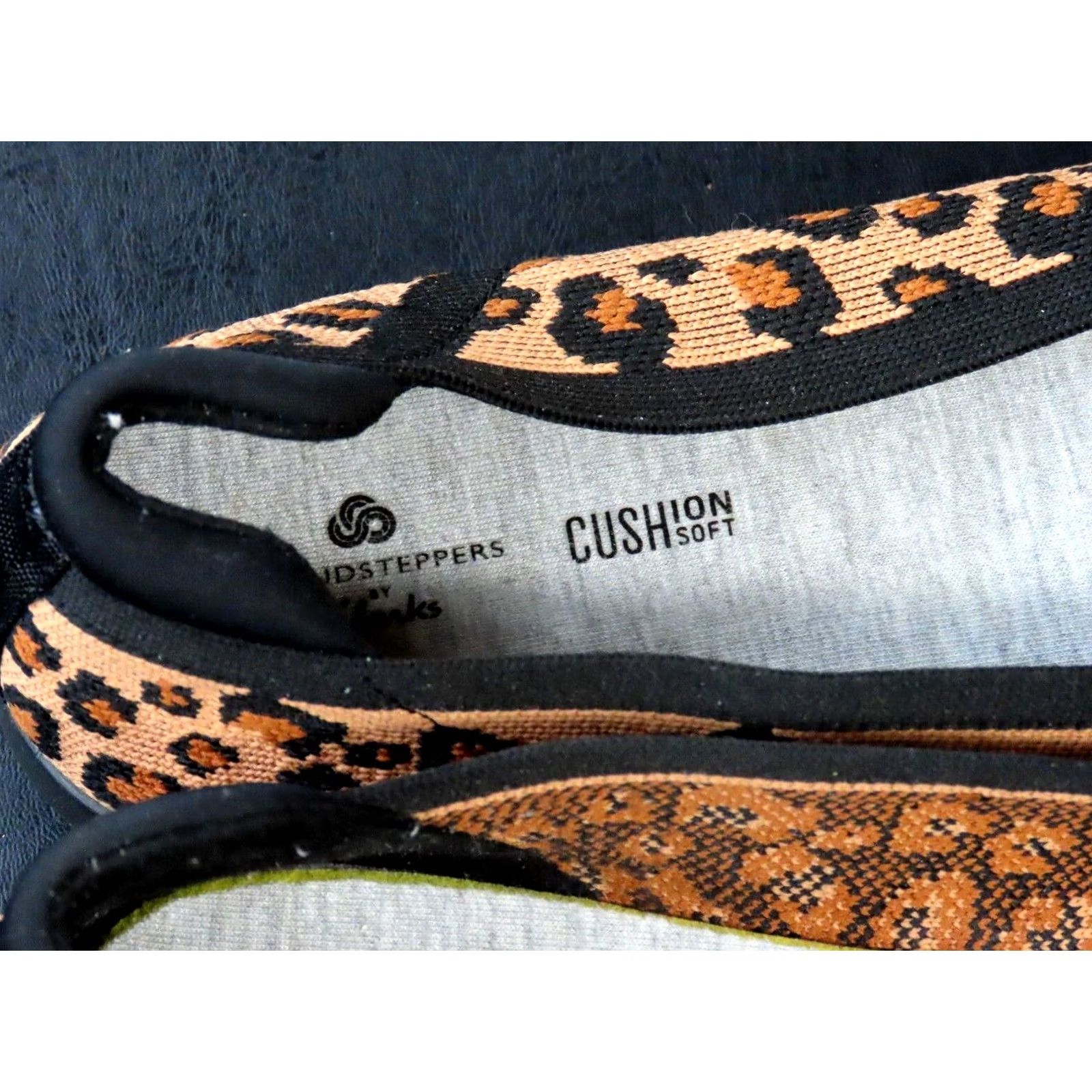 Clarks Clarks Cloudsteppers Carly Wish Flats Ballet Slip-On Brown Leopard Knit W Flat Womens 7.5W Shoes Size US 8 / IT 38 - 6 Thumbnail