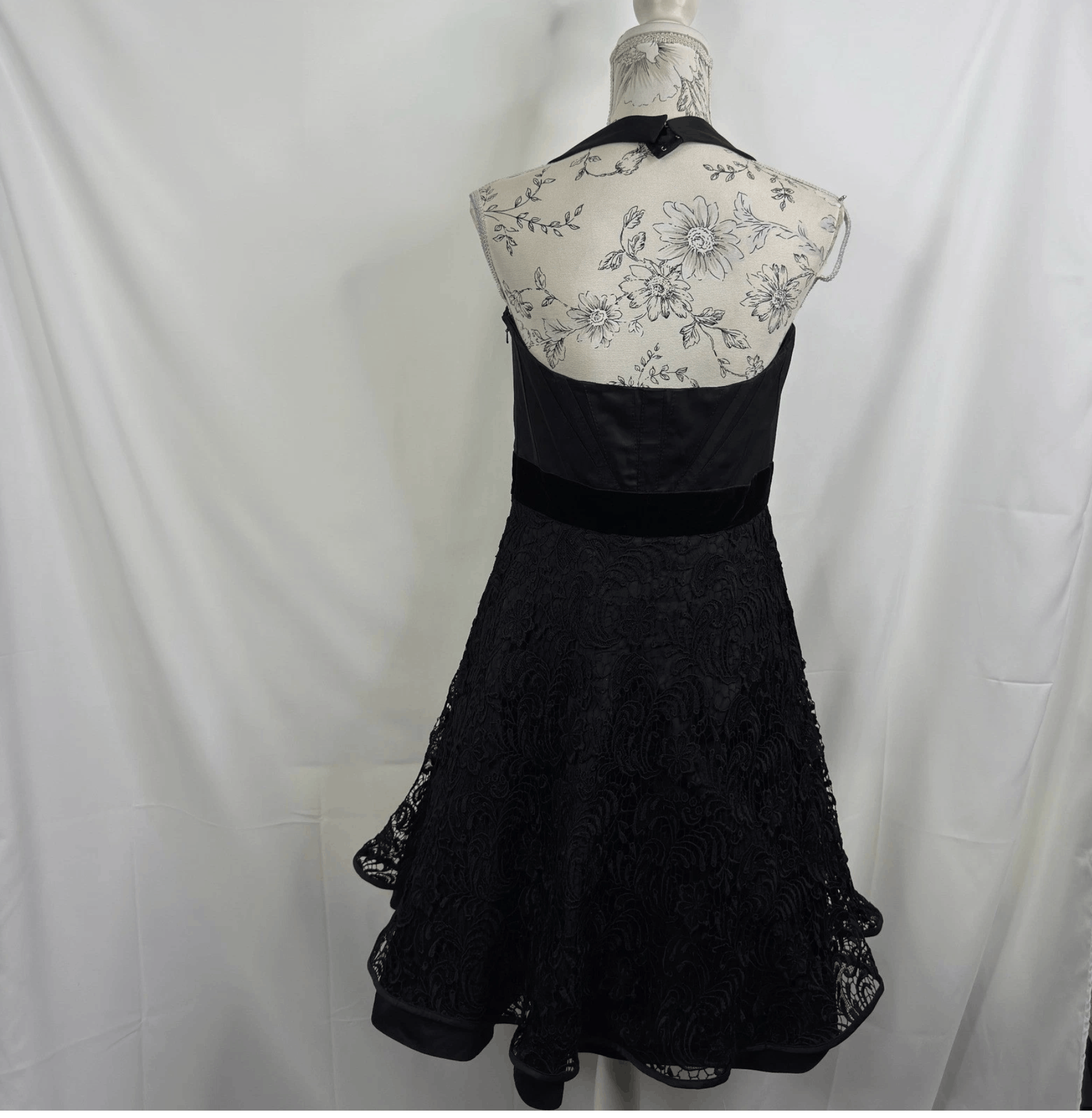 Karen Millen Karen Millen Black Halter Lace Fit Flare Party Dress NWT Size M / US 6-8 / IT 42-44 - 7 Thumbnail