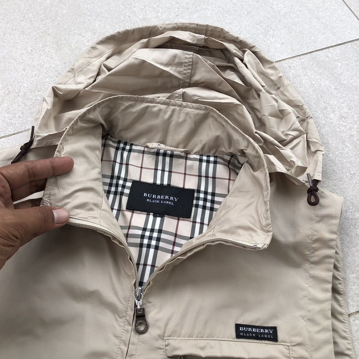 Burberry Burberry Black Label Nylon Vest Jacket With Hoodie Size US M / EU 48-50 / 2 - 10 Thumbnail