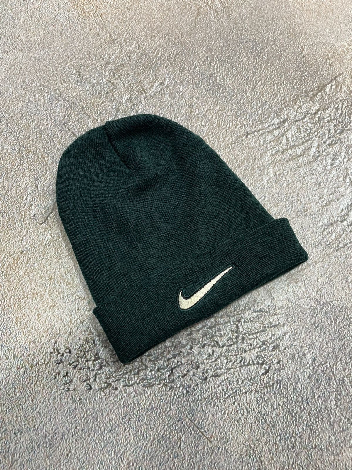 Nike Vintage Nike Center Swoosh Beanie Hat Size ONE SIZE - 1 Thumbnail