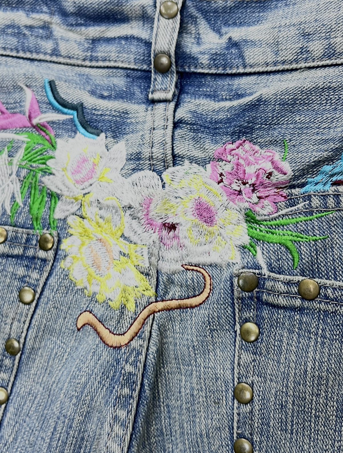semanticdesign SEMANTIC SENSATION Karakuri Embroidery Studded Flare Size US 31 - 15 Thumbnail