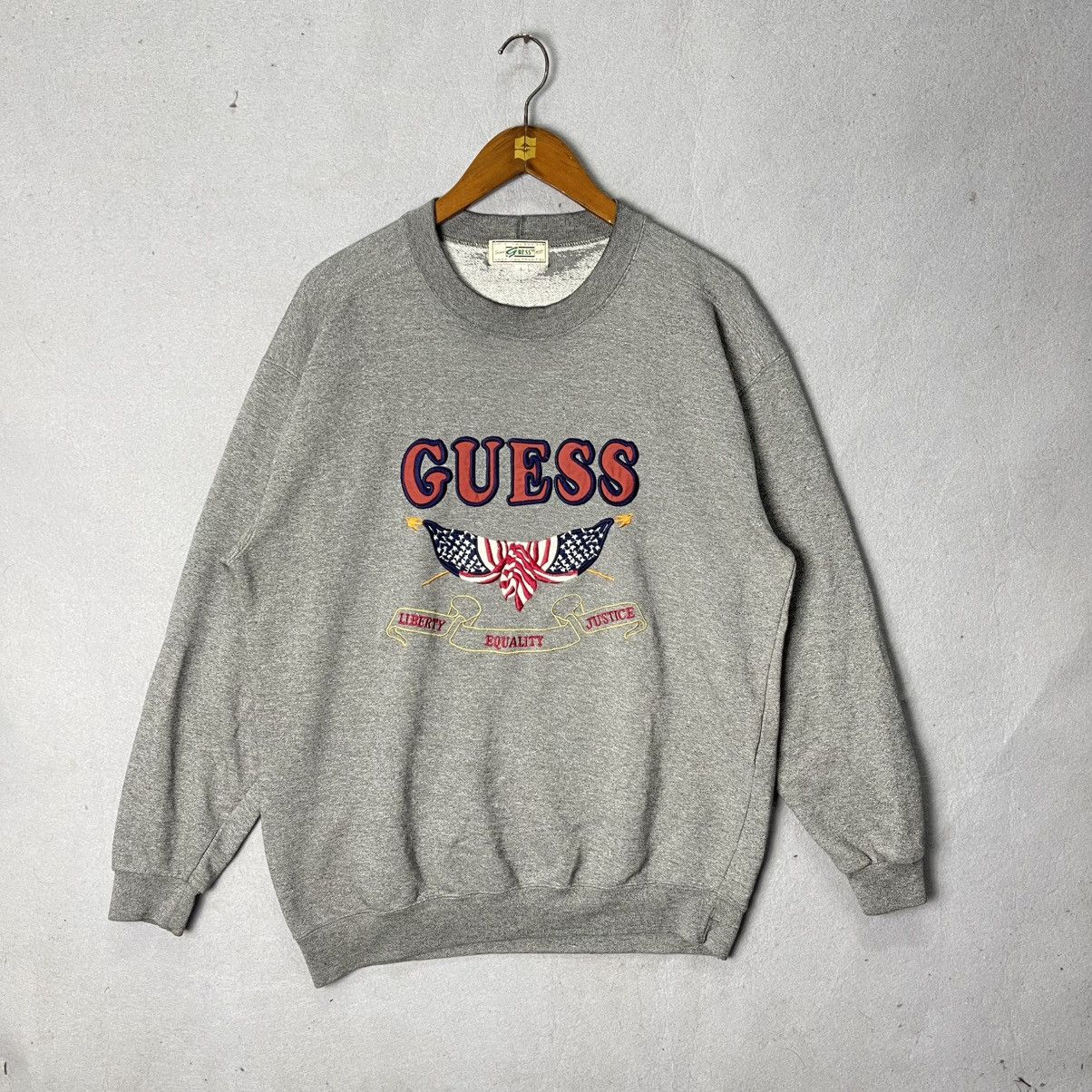 Guess Vintage Guess USA “American Tradition” Sweatshirt Size US L / EU 52-54 / 3 - 1 Thumbnail