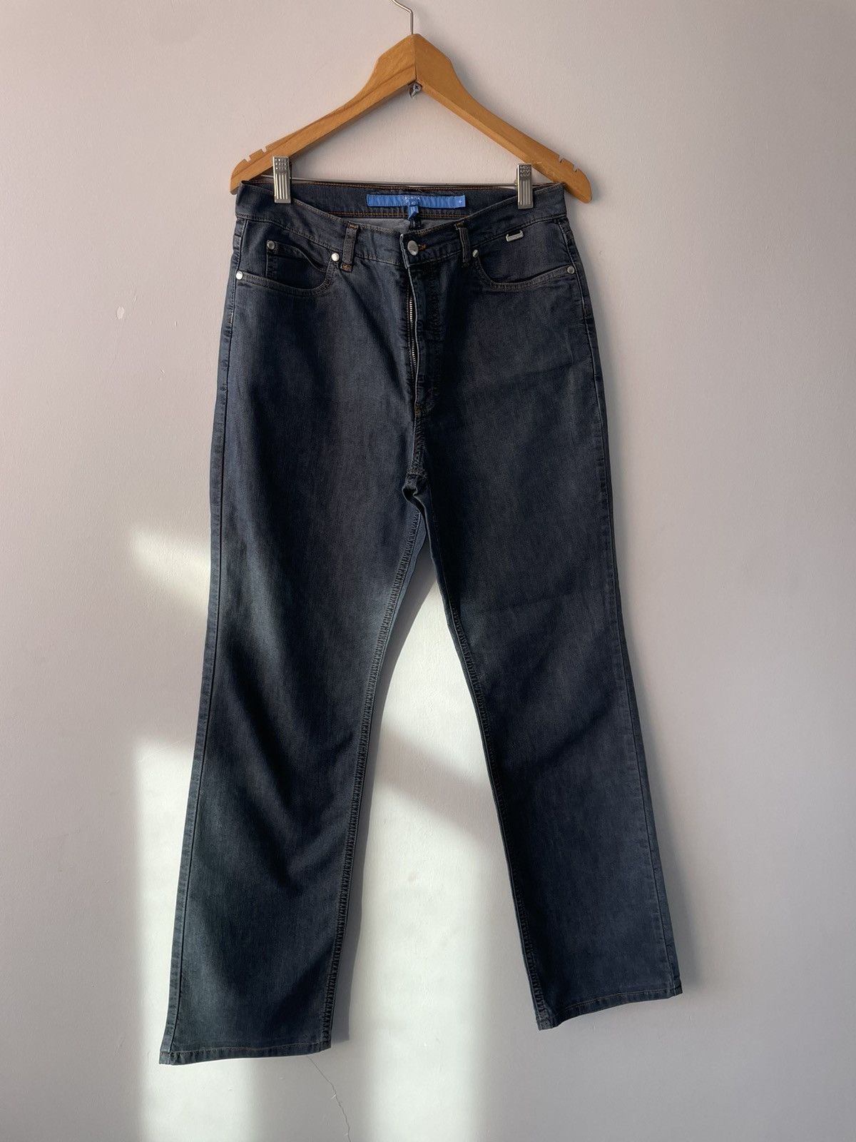 Escada Escada jean Size 27" / US 4 / IT 40 - 7 Thumbnail