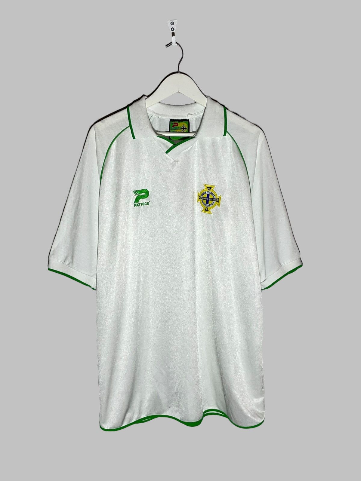Vintage Northern Ireland Patrick 2002 Away Vintage Football Shirt Size US XL / EU 56 / 4 - 1 Thumbnail