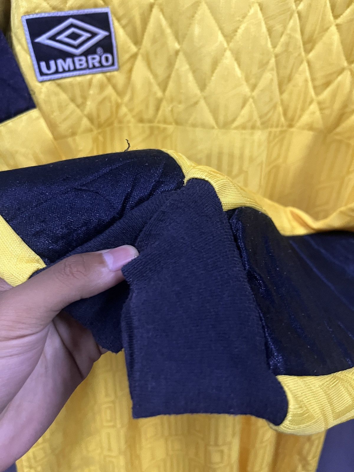 Umbro VINTAGE UMBRO KEEPER JERSEY PADDING Size US L / EU 52-54 / 3 - 7 Thumbnail