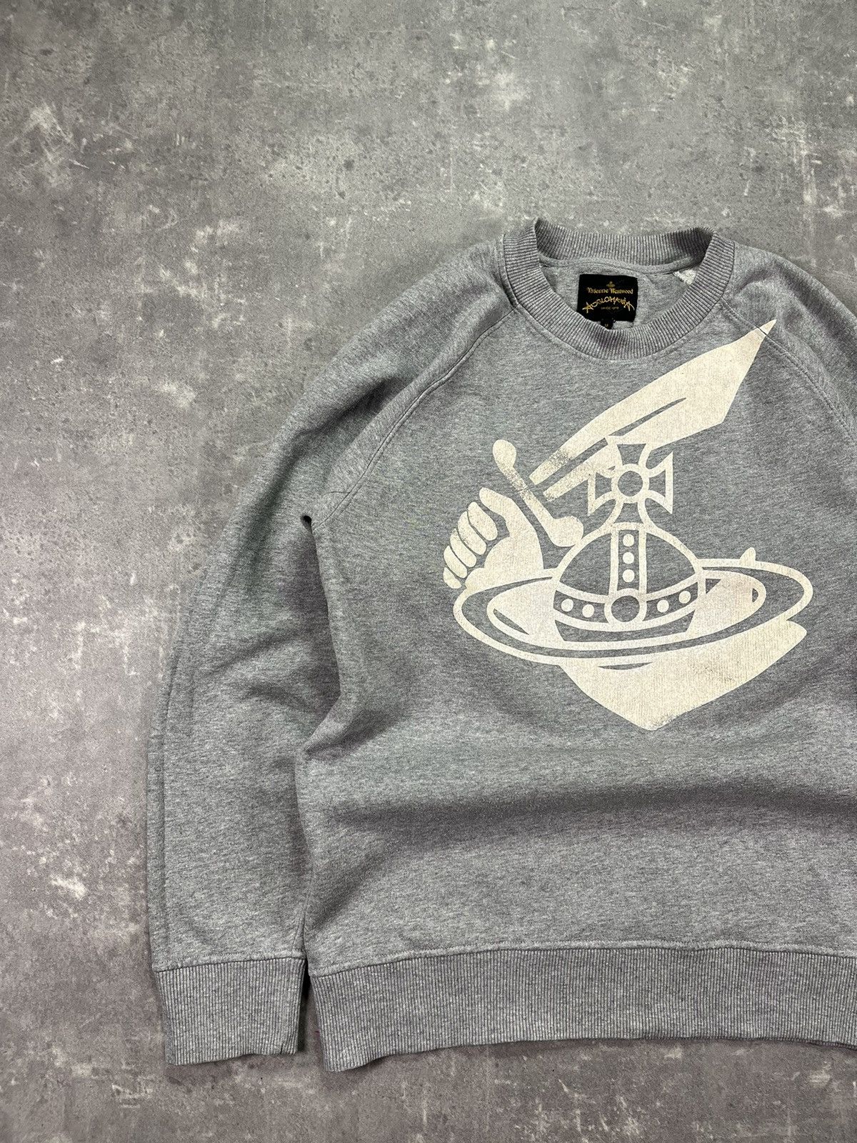 Vivienne Westwood Vivienne Westwood Anglomania Distressed Big Logo Crewneck M Size US M / EU 48-50 / 2 - 3 Thumbnail