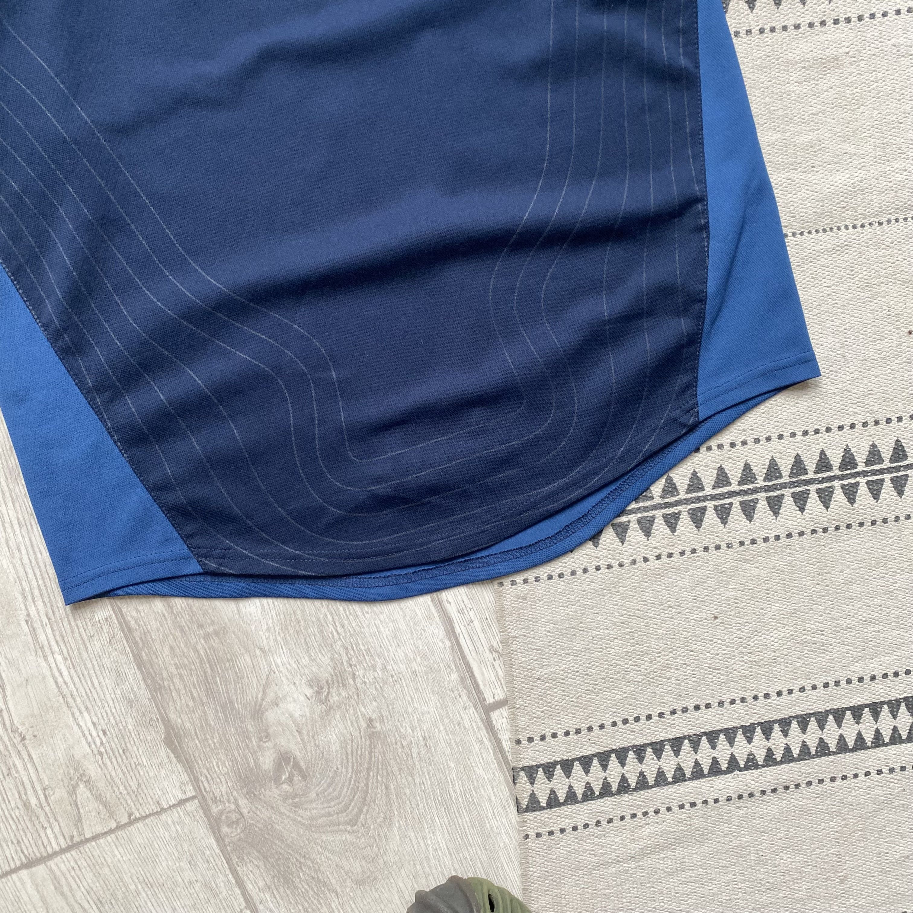 Nike Vintage 90s Nike tee jersey Y2K Drill Shox Tn Vibe Size US S / EU 44-46 / 1 - 3 Thumbnail