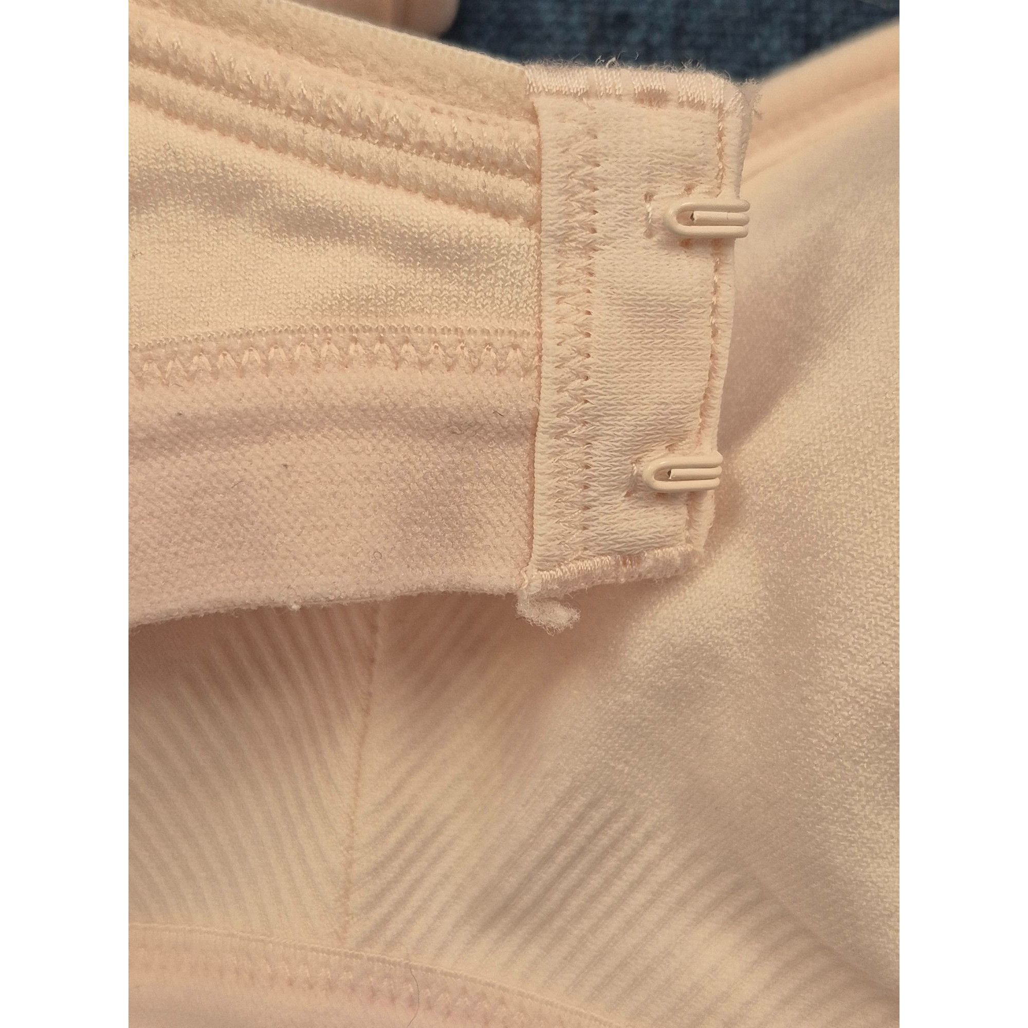 Other Warners Womens Light Pink Underwire Bra Size Small Adjustabl Size ONE SIZE - 6 Thumbnail