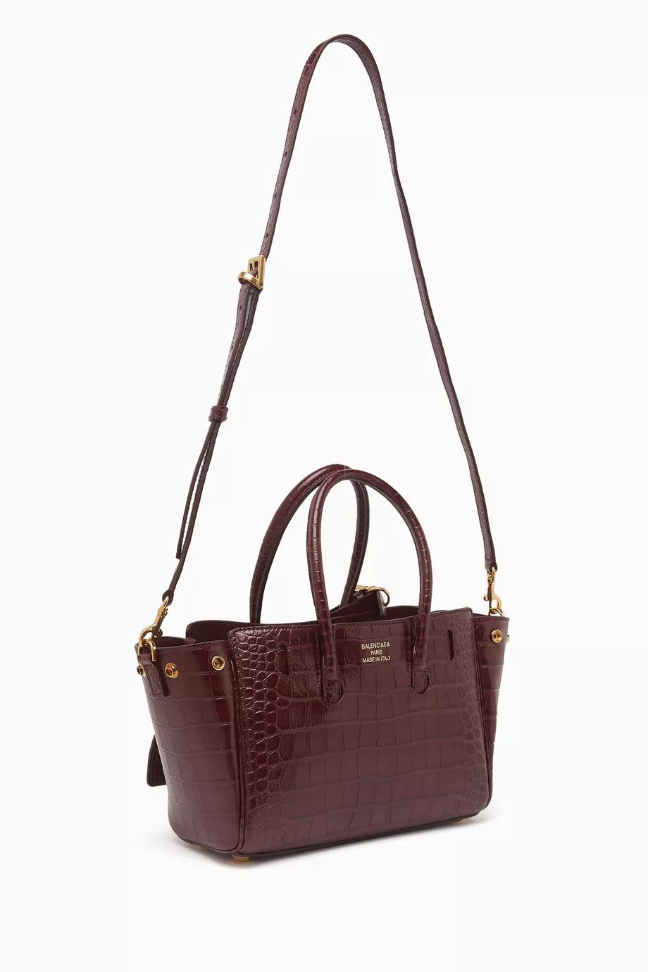 os11x0126 Size: OS / Mini Bel Air Carryall Bag in Burgundy