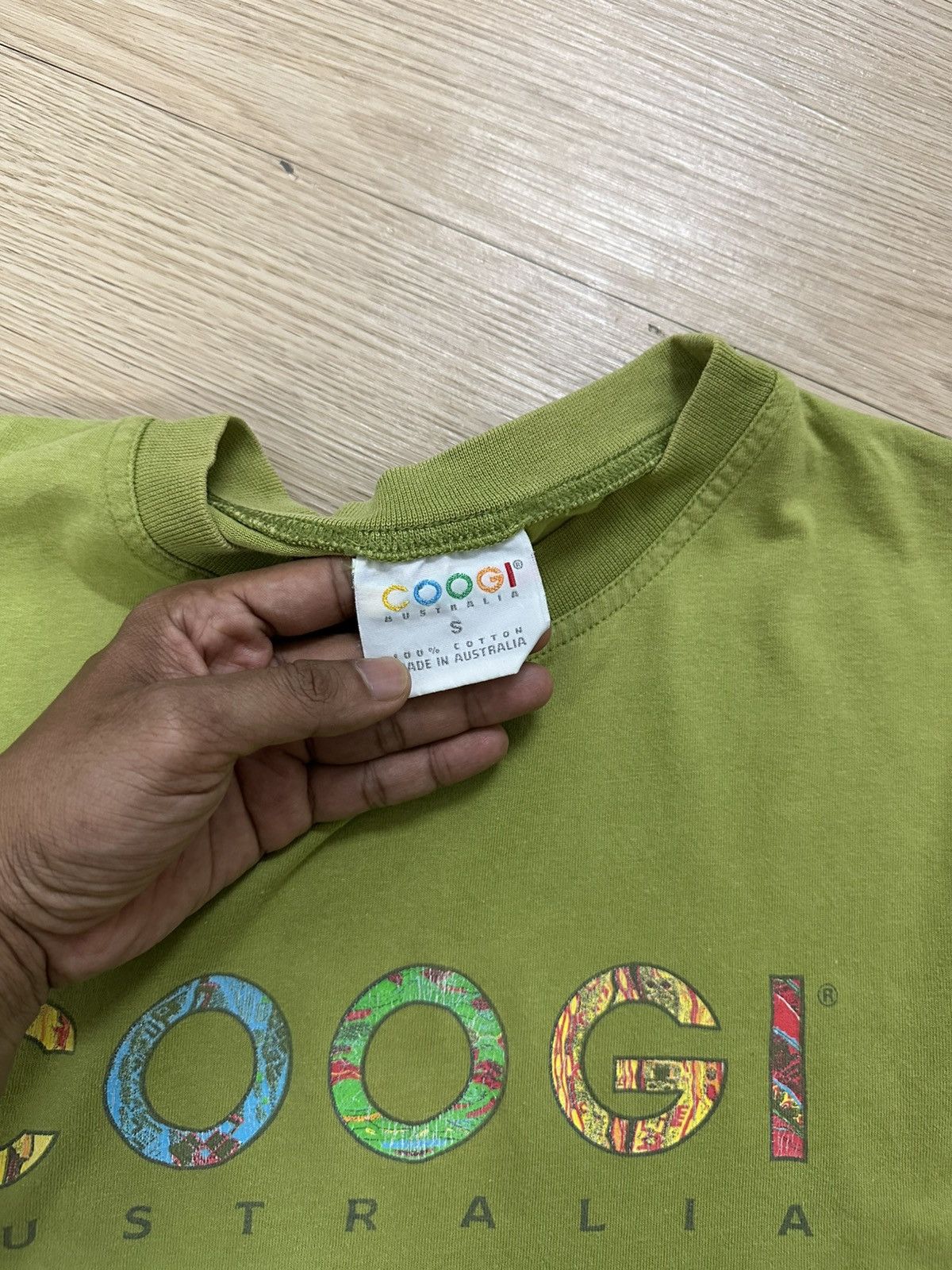 Coogi × Vintage Rare And Beautiful Vintage Coogi Australia Spell Out Tee Size US S / EU 44-46 / 1 - 5 Thumbnail
