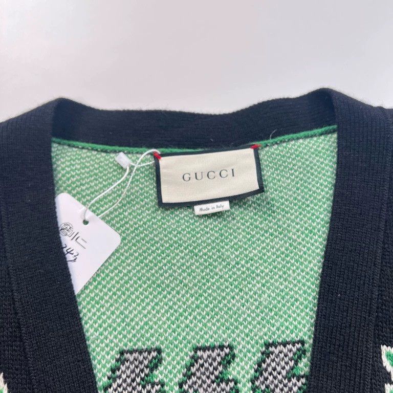 Gucci Gucci Color-blocked knitted wool cardigan sweater 2501-Next Size US L / EU 52-54 / 3 - 3 Thumbnail