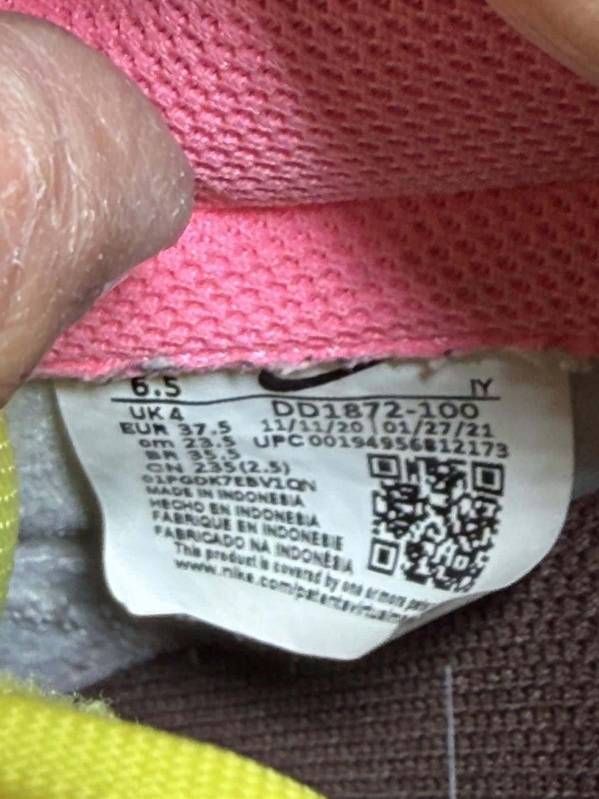 Nike NIKE DUNK LOW "EASTER CANDY" SIZE 6.5 PRE-OWNED CREASING TOE Size US 6.5 / IT 36.5 - 6 Thumbnail