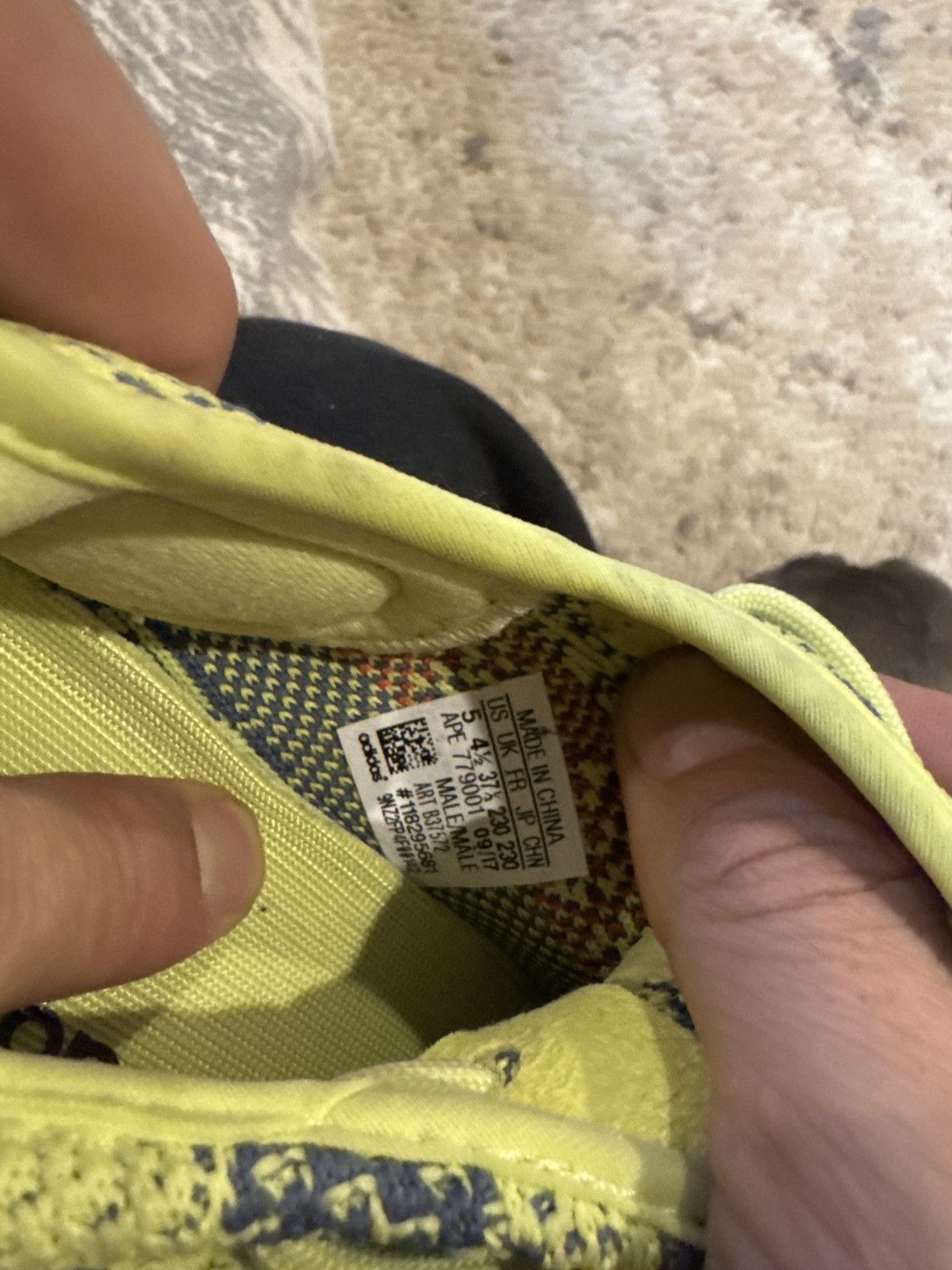 Adidas Yeezy Boost 350 V2 Semi Frozen Yellow Size US 5 / EU 37 - 9 Thumbnail