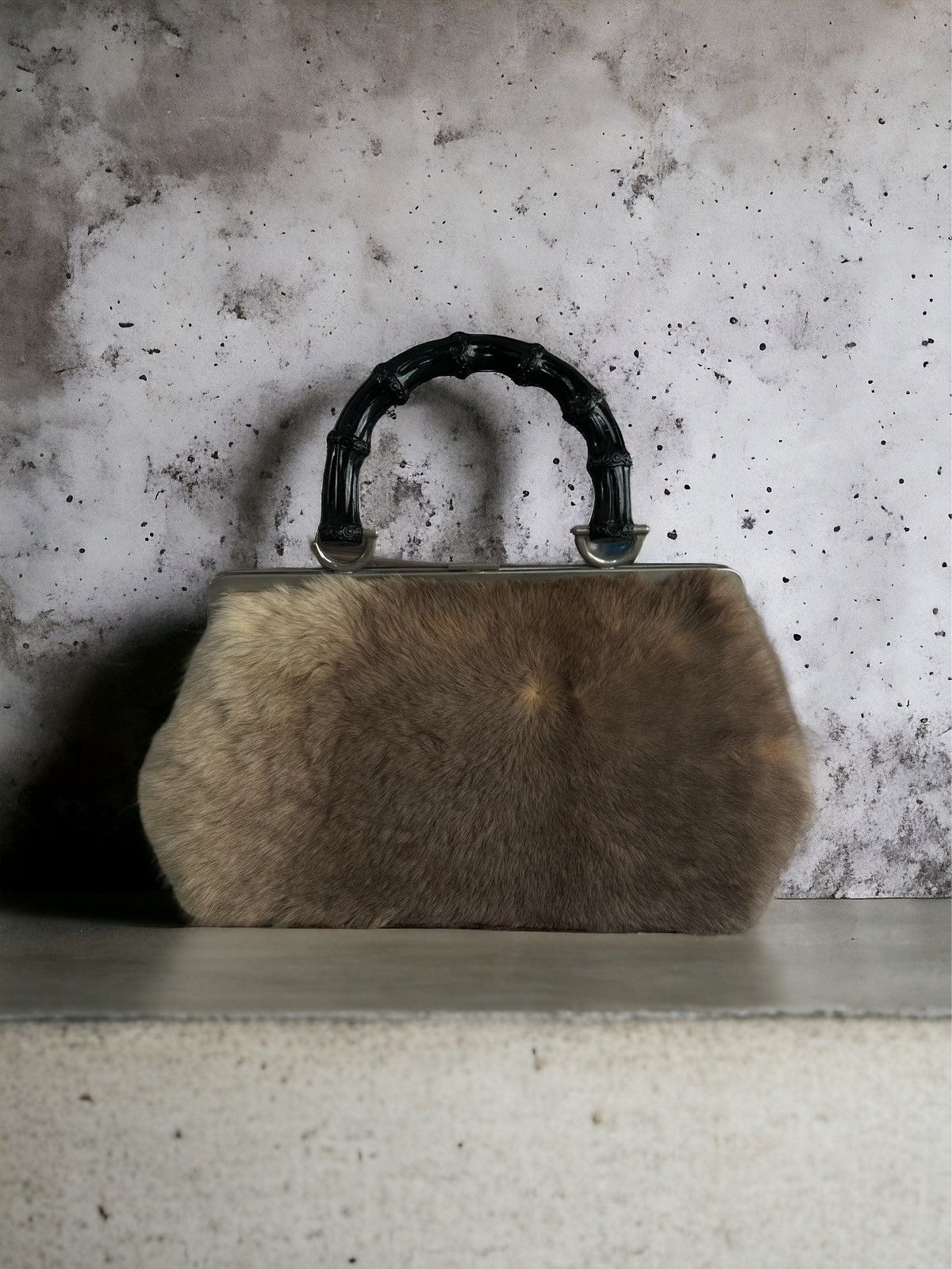 Vintage VINTAGE CORNELIUS OF SYDNEY KANGAROO FUR BAMBOO HOLDER BAG Size ONE SIZE - 2 Thumbnail
