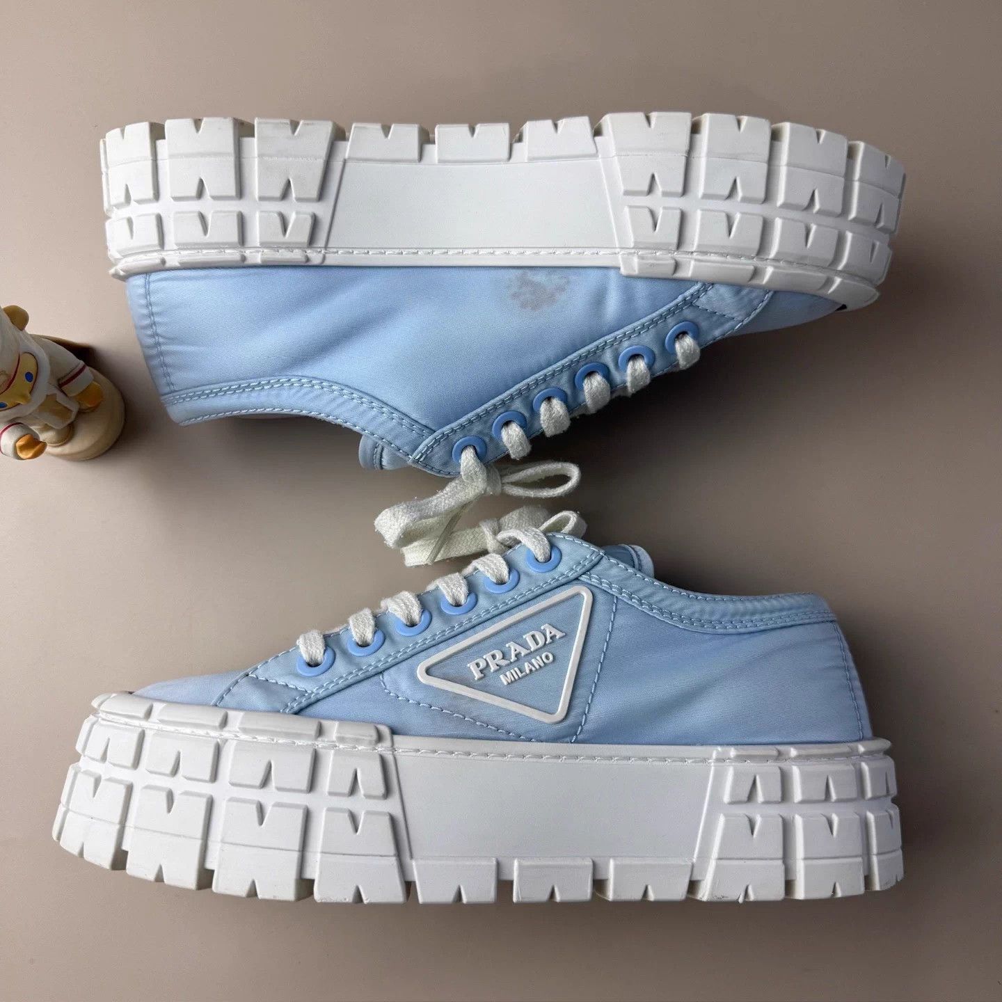 Prada Prada white/blue lace-up triangle sneakers 37 Size US 6 / IT 36 - 5 Thumbnail