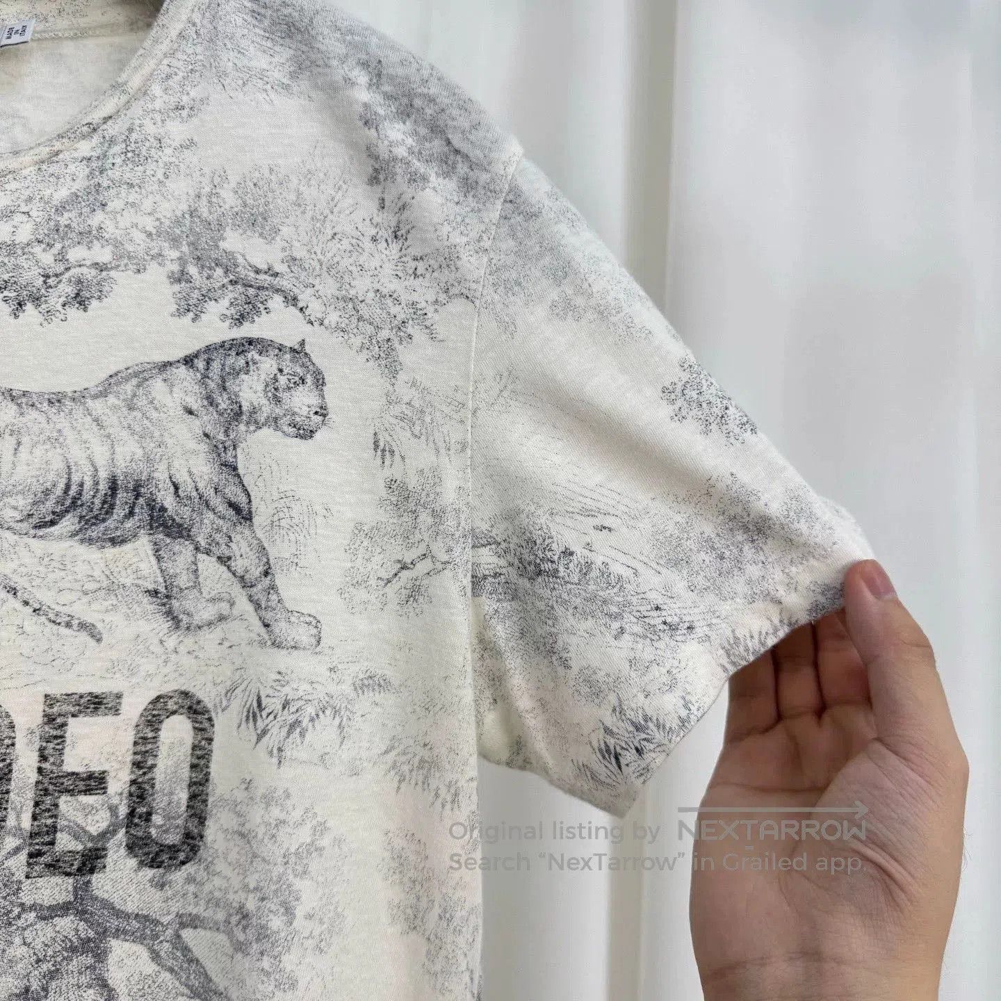Dior Dior Zoo Print Letter Short Sleeve Tee. Size XS / US 0-2 / IT 36-38 - 4 Thumbnail