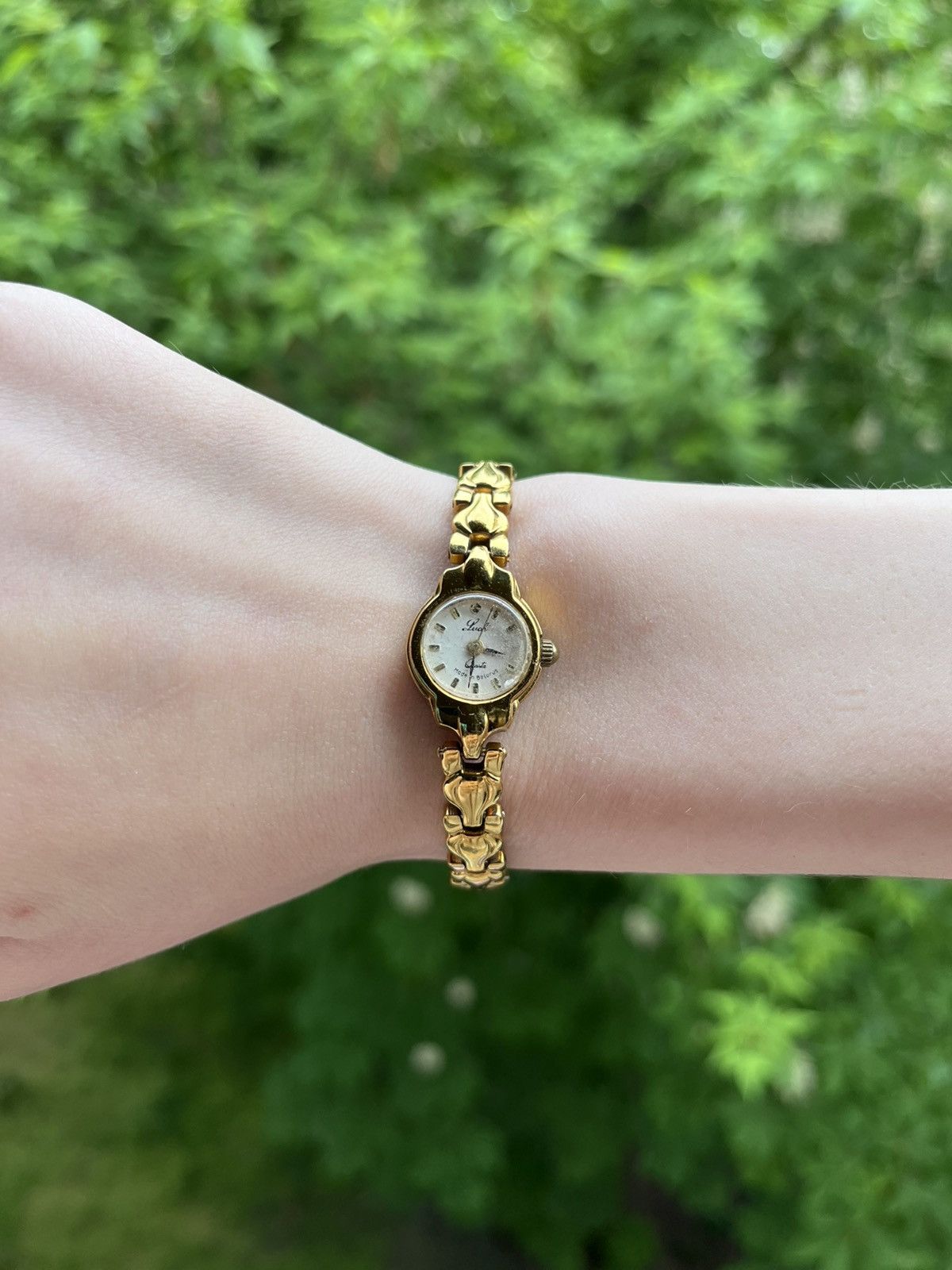 Jewelry Vintage Luch Women’s USSR Watch with Gold Bracelet Size ONE SIZE - 10 Thumbnail