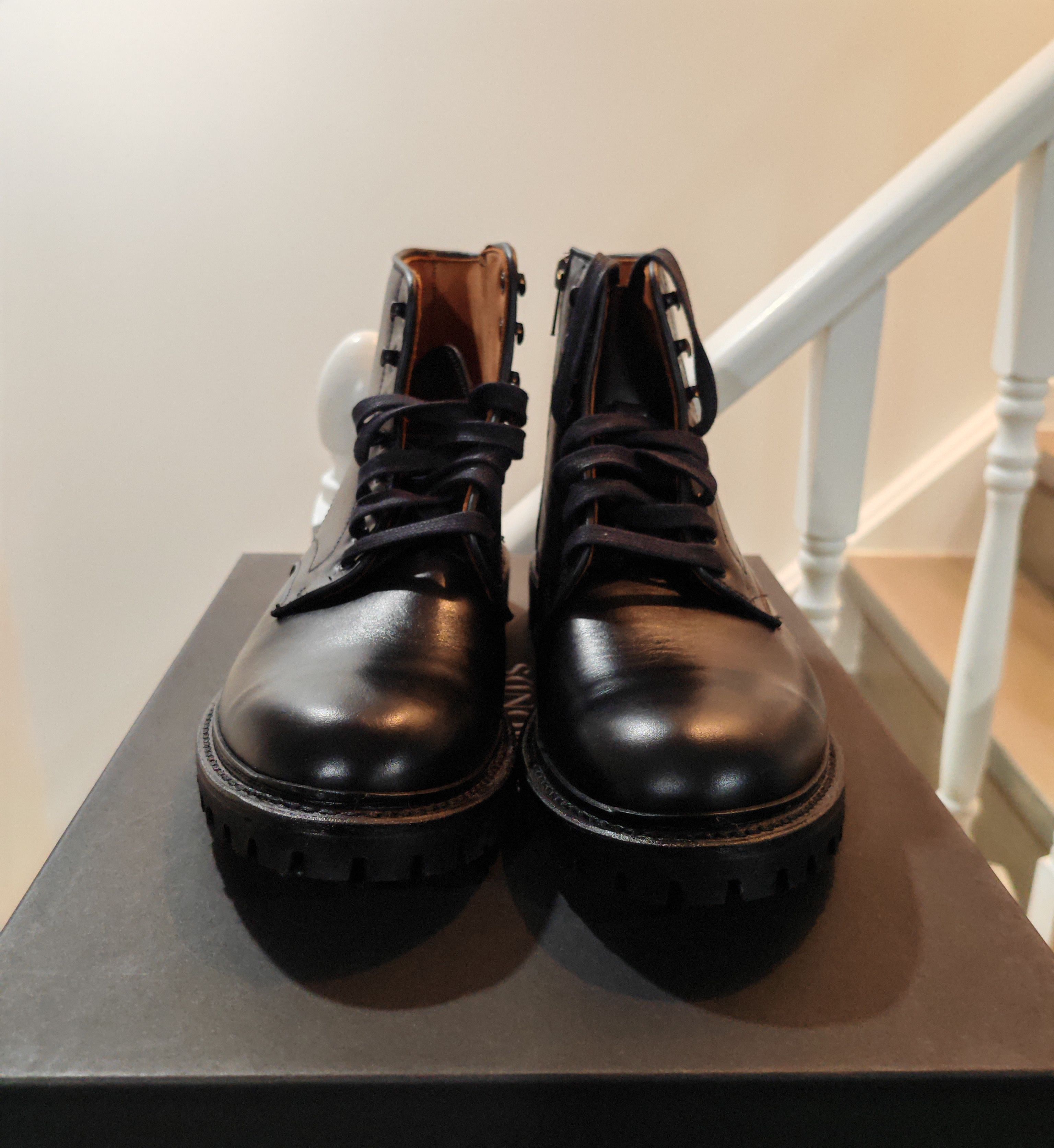 Allen Edmonds Higgins Mill Zip Boot with Lug Sole Size US 8 / EU 41 - 8 Thumbnail