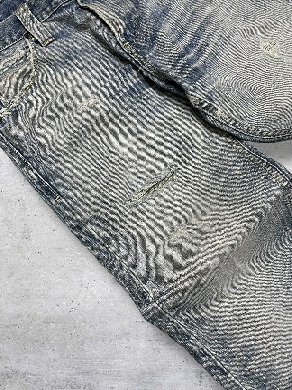 Levi's Vintage Clothing VINTAGE 504 LEVIS USA DESIGNER 90S RIPPED OG STYLE DENIM Size US 30 / EU 46 - 8 Thumbnail
