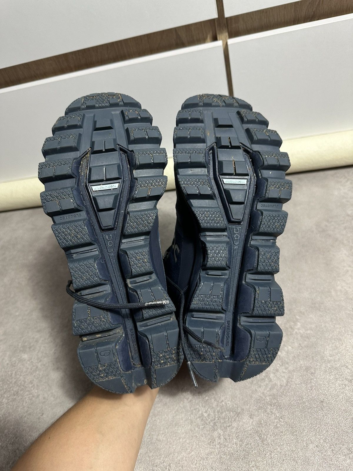 On Mens Outdoor Sneakers On Cloud Waterproof Gore-Tex Size US 8 / EU 41 - 6 Thumbnail