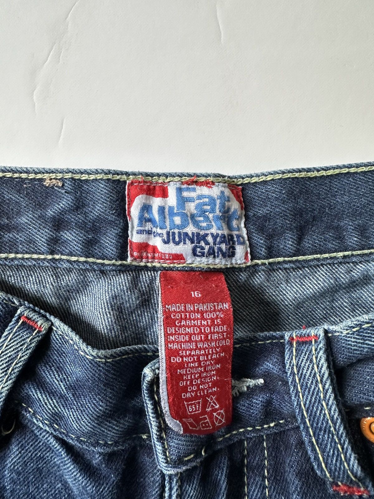 Fubu Y2K Platinum FUBU Fat Albert x The Junk Yard Gang Jeans Size US 27 - 9 Thumbnail