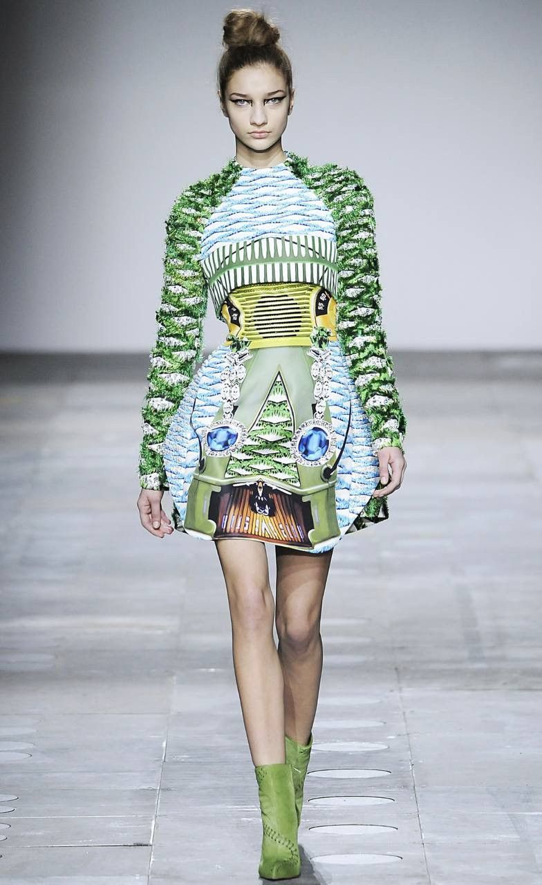 AUTUMN/WINTER 2013 MARY KATRANTZOU SILK DESIGN GRAPHIC DRESS