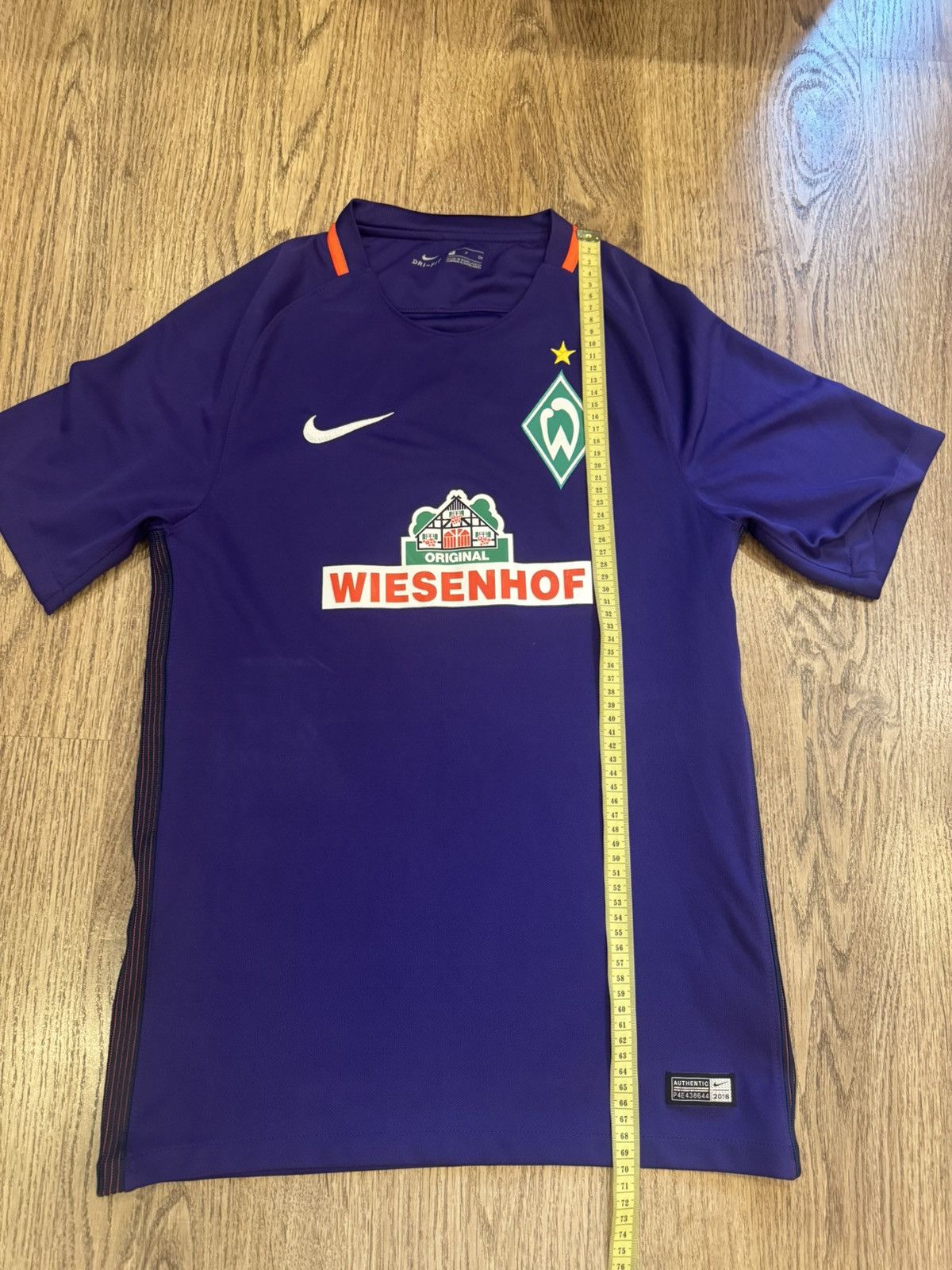 Nike WERDER BREMEN 2016-2017 NIKE JERSEY AWAY FOOTBALL MEN SIZE S Size US S / EU 44-46 / 1 - 2 Thumbnail