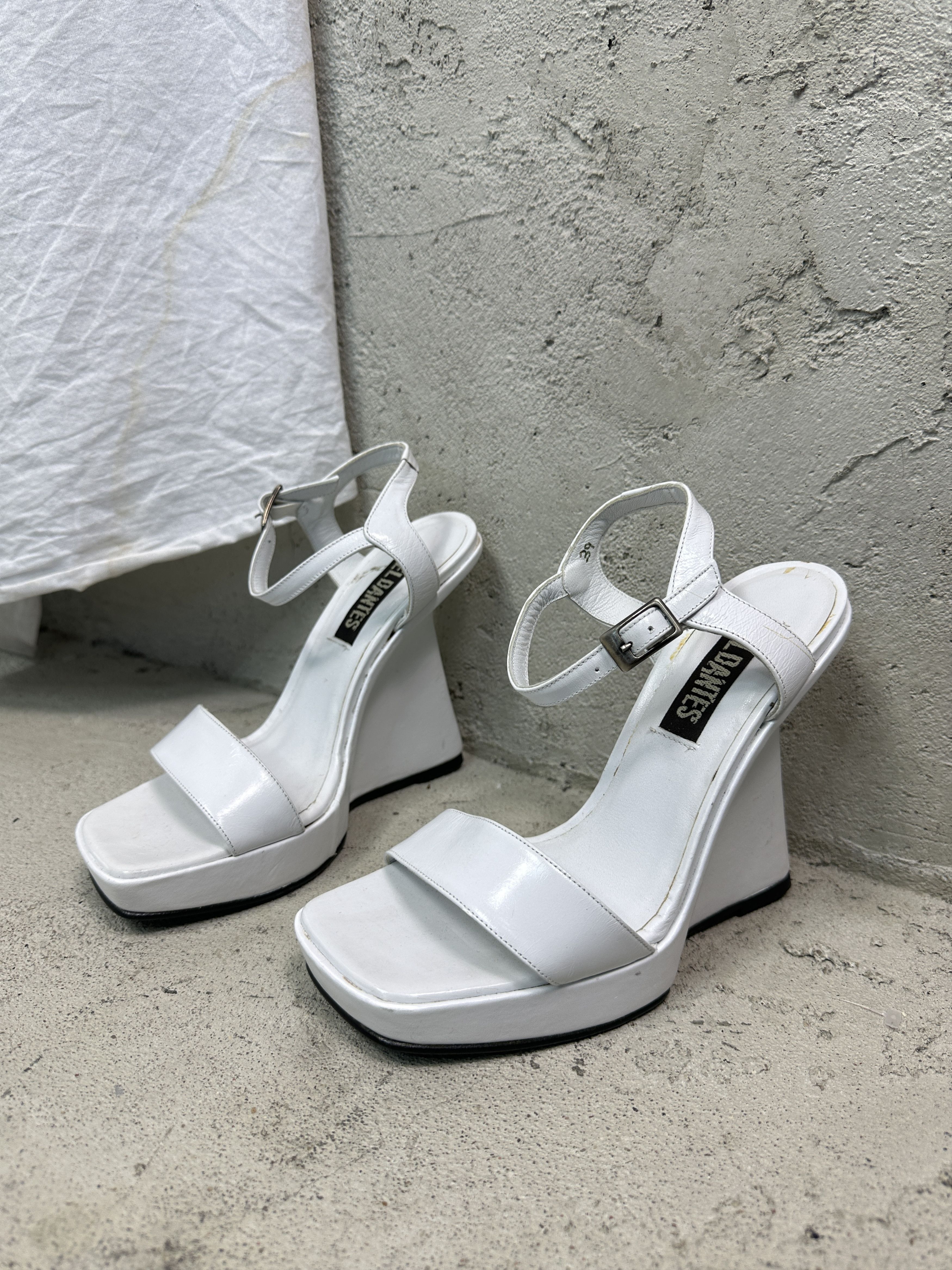 Vintage Vintage Avant Garde El Dantes Platform Sandals Y2K Size US 9 / IT 39 - 1 Thumbnail