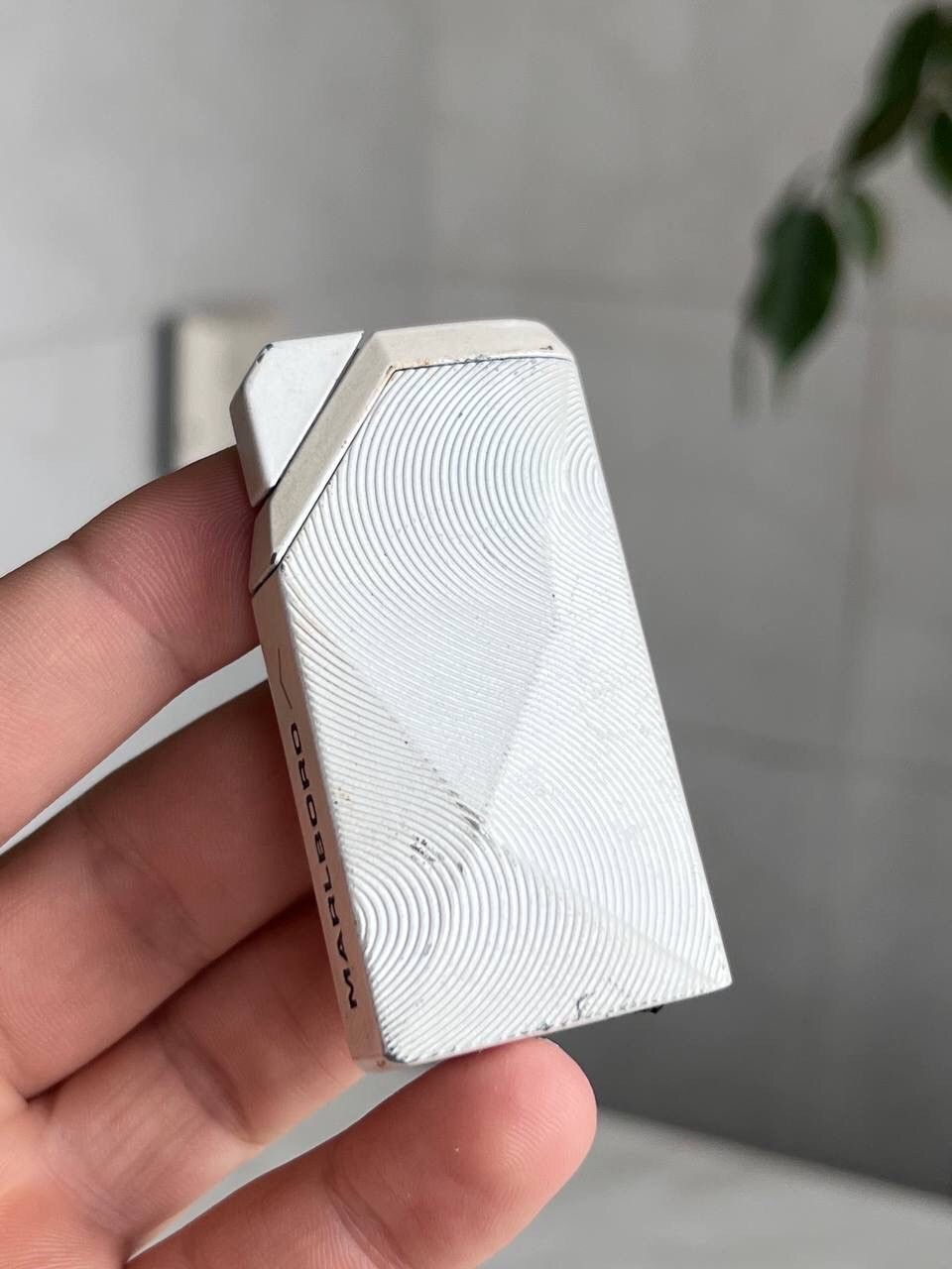 Marlboro × Vintage Y2K ELEGANCE MARLBORO FUTURISTIC METAL PUNK ROCK LIGHTER Size ONE SIZE - 6 Thumbnail
