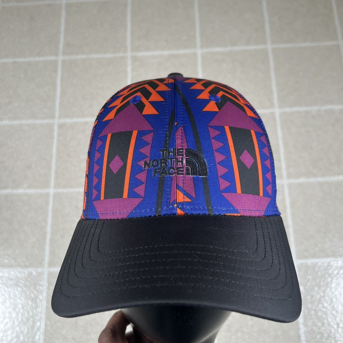 The North Face The North Face Classic Tech Hat Aztec Gorpcore Hiking Size ONE SIZE - 5 Thumbnail