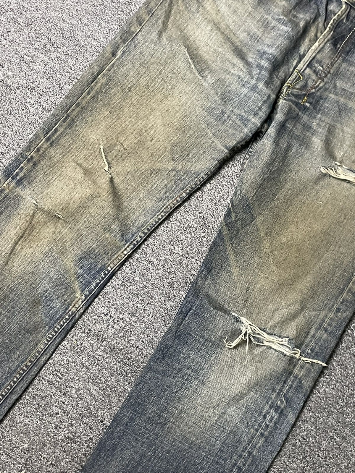 Diesel Vintage DIESEL Straight Cut Distressed Denim (91) Size US 29 - 4 Thumbnail
