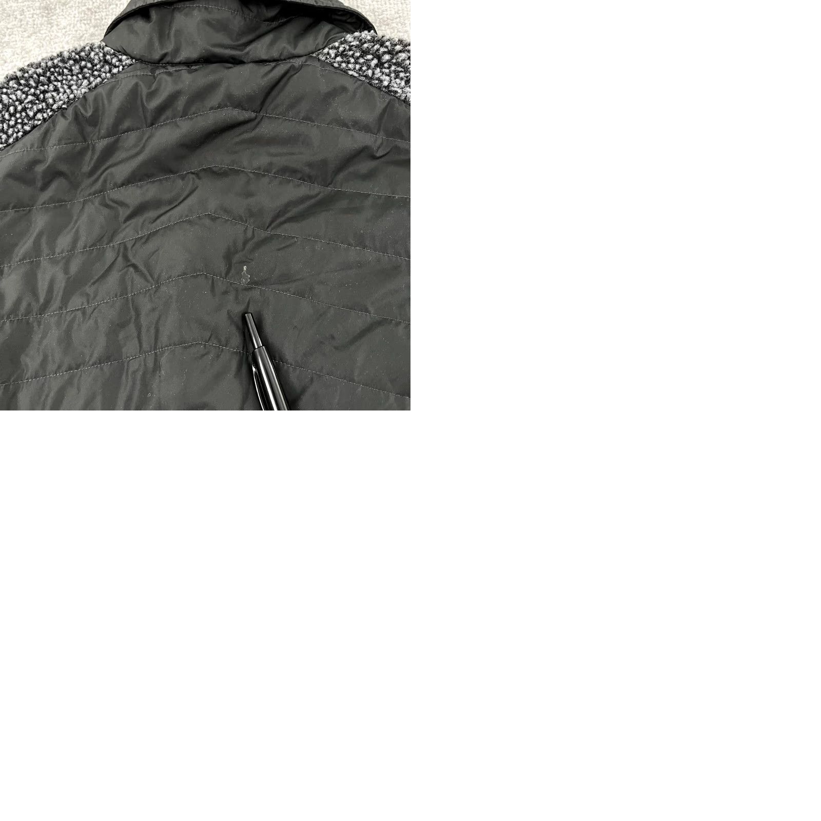 Helly Hansen Helly Hansen Jacket Womens L Black Gray Quilted Puffer Sherpa Hiking Size L / US 10 / IT 46 - 9 Thumbnail