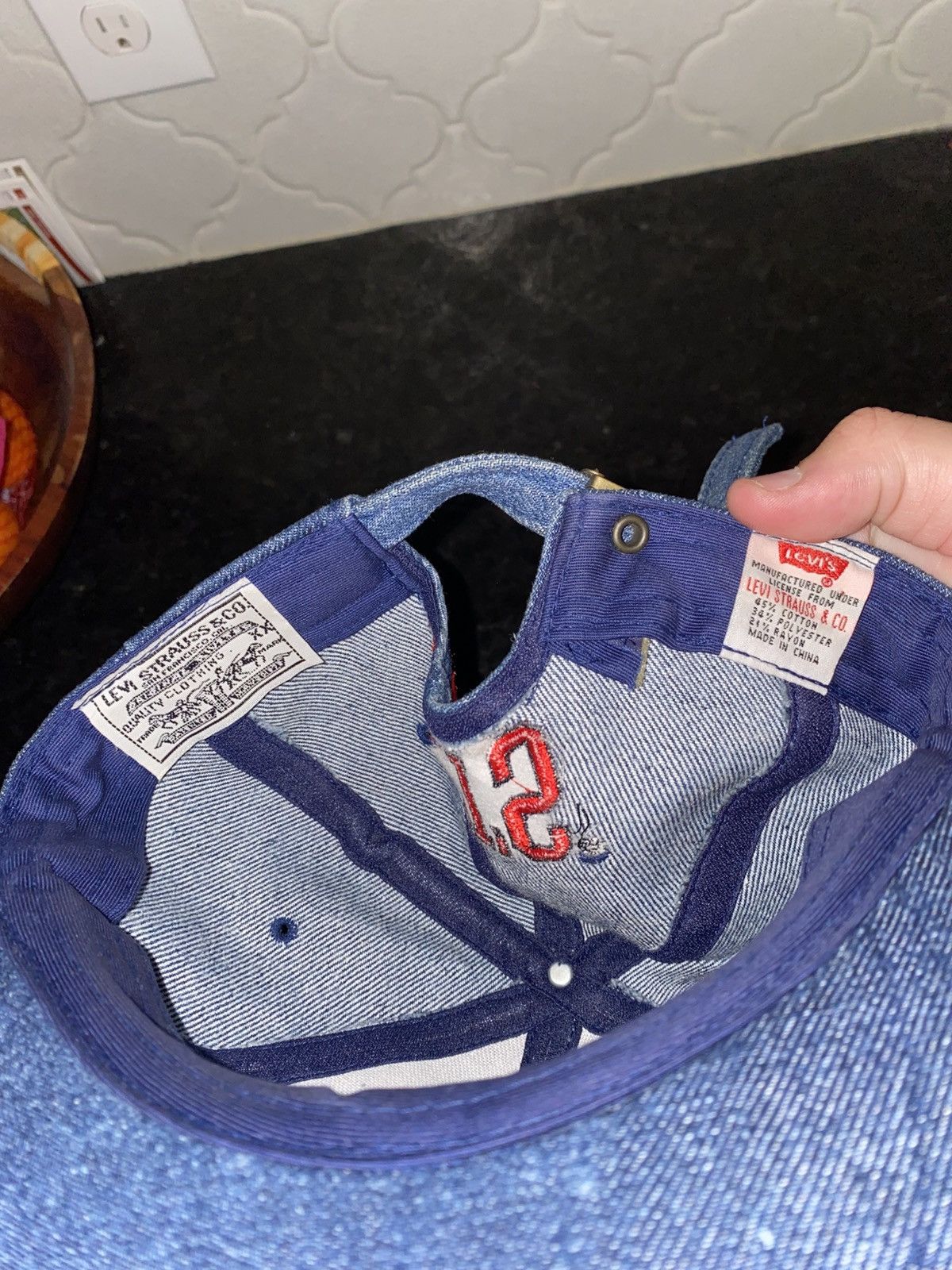 Levi's Vintage 90s Levis legends never die denim strapback hat Size ONE SIZE - 4 Thumbnail