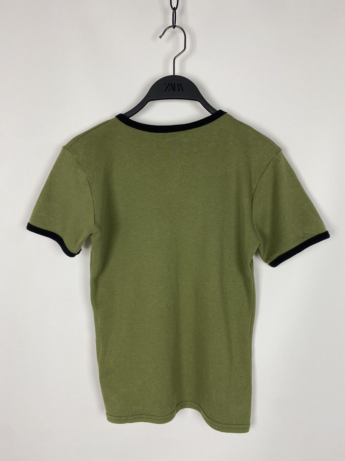 Band Tees 2000’s Vintage Qeens Of The Stone Age V-Neck T-Shirt Size S / US 4 / IT 40 - 10 Thumbnail