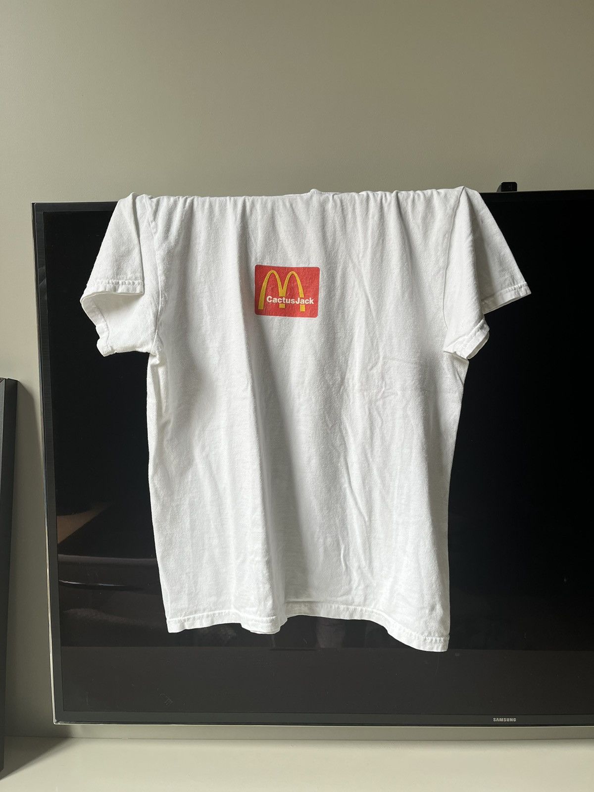 Travis Scott Travis Scoot/McDonalds White Designer T shirt Size US S / EU 44-46 / 1 - 5 Thumbnail