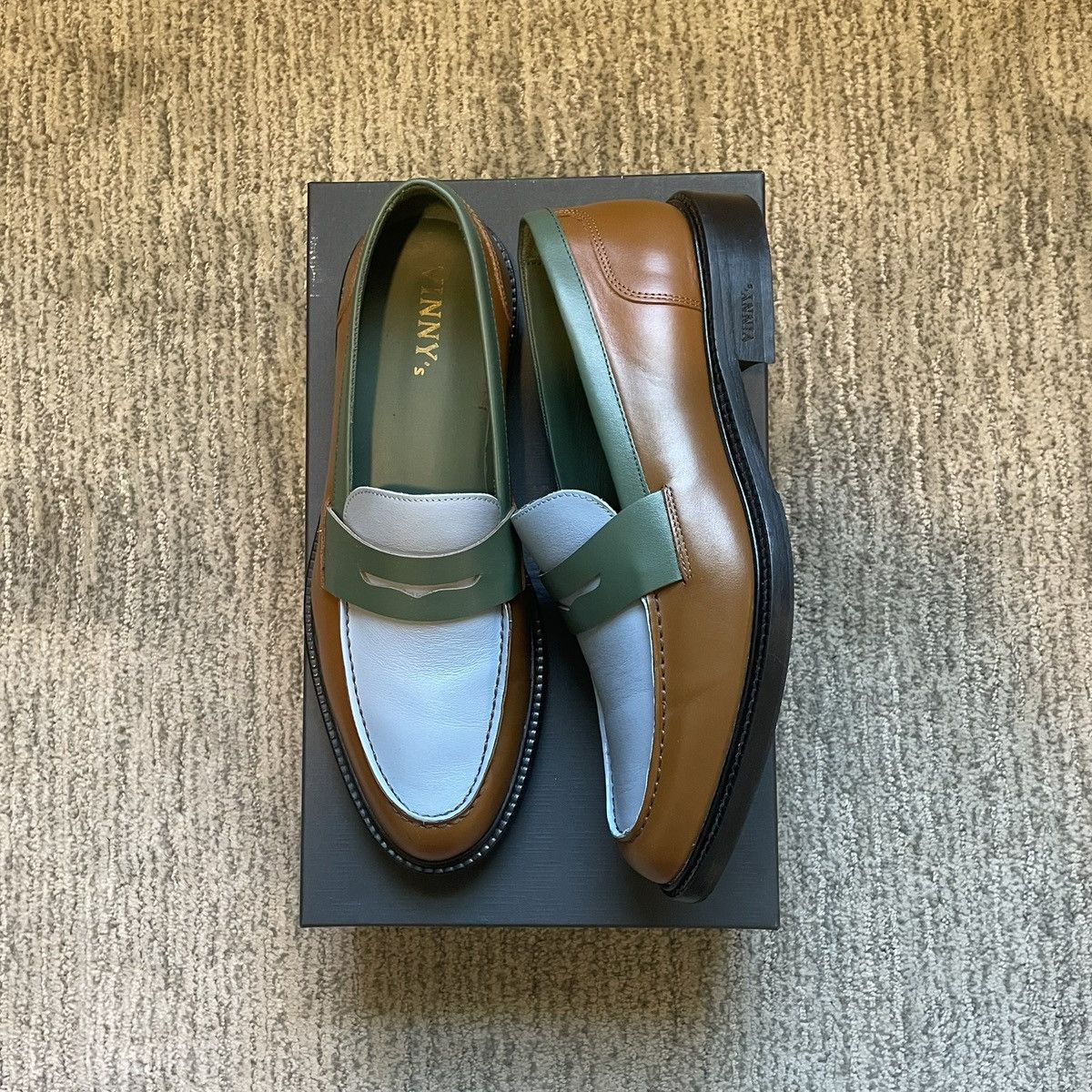 VINNY's VINNY’s Townee Tri-Color Penny Loafer Size US 9 / EU 42 - 2 Thumbnail