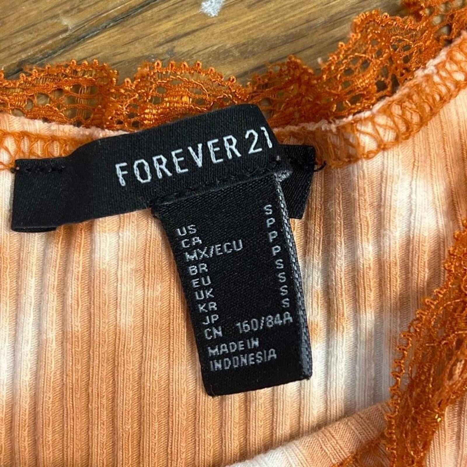 Forever 21 y2k tie dye tank top lace trim Size S / US 4 / IT 40 - 3 Thumbnail