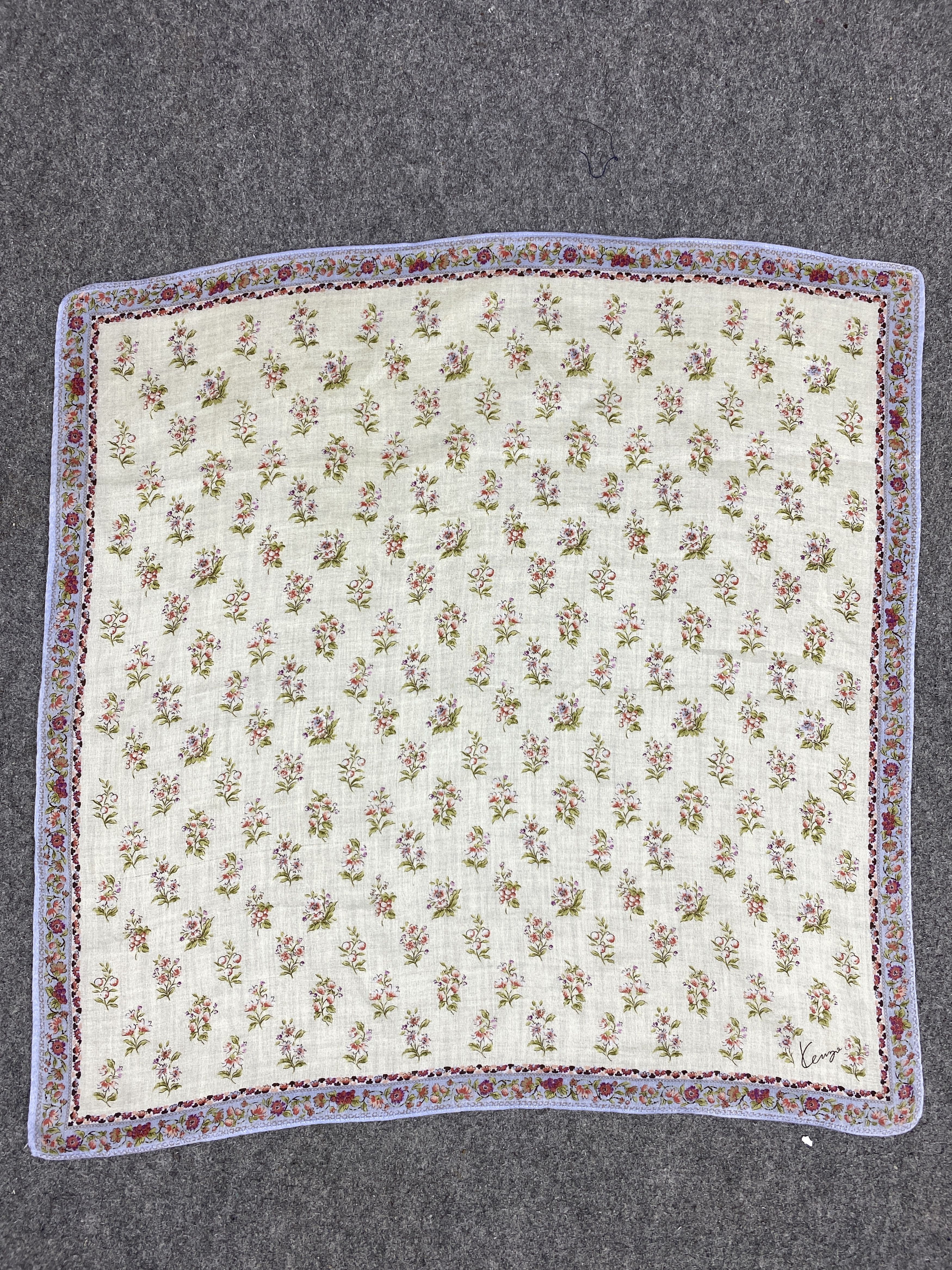 Kenzo Kenzo Flowers Handkerchief / Neckerchief KT0263 Size ONE SIZE - 4 Thumbnail