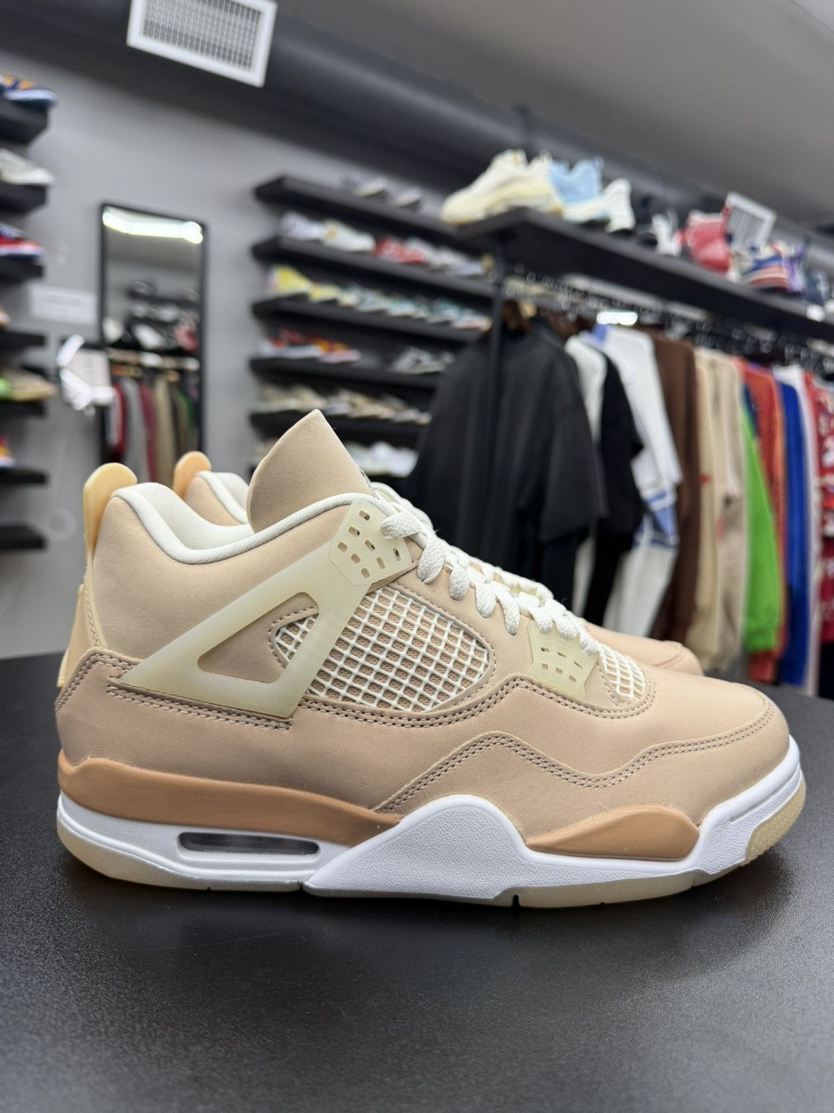 Jordan Brand Size 8m/9.5w - Jordan 4 Retro Shimmer Size US 9.5 / IT 39.5 - 3 Thumbnail