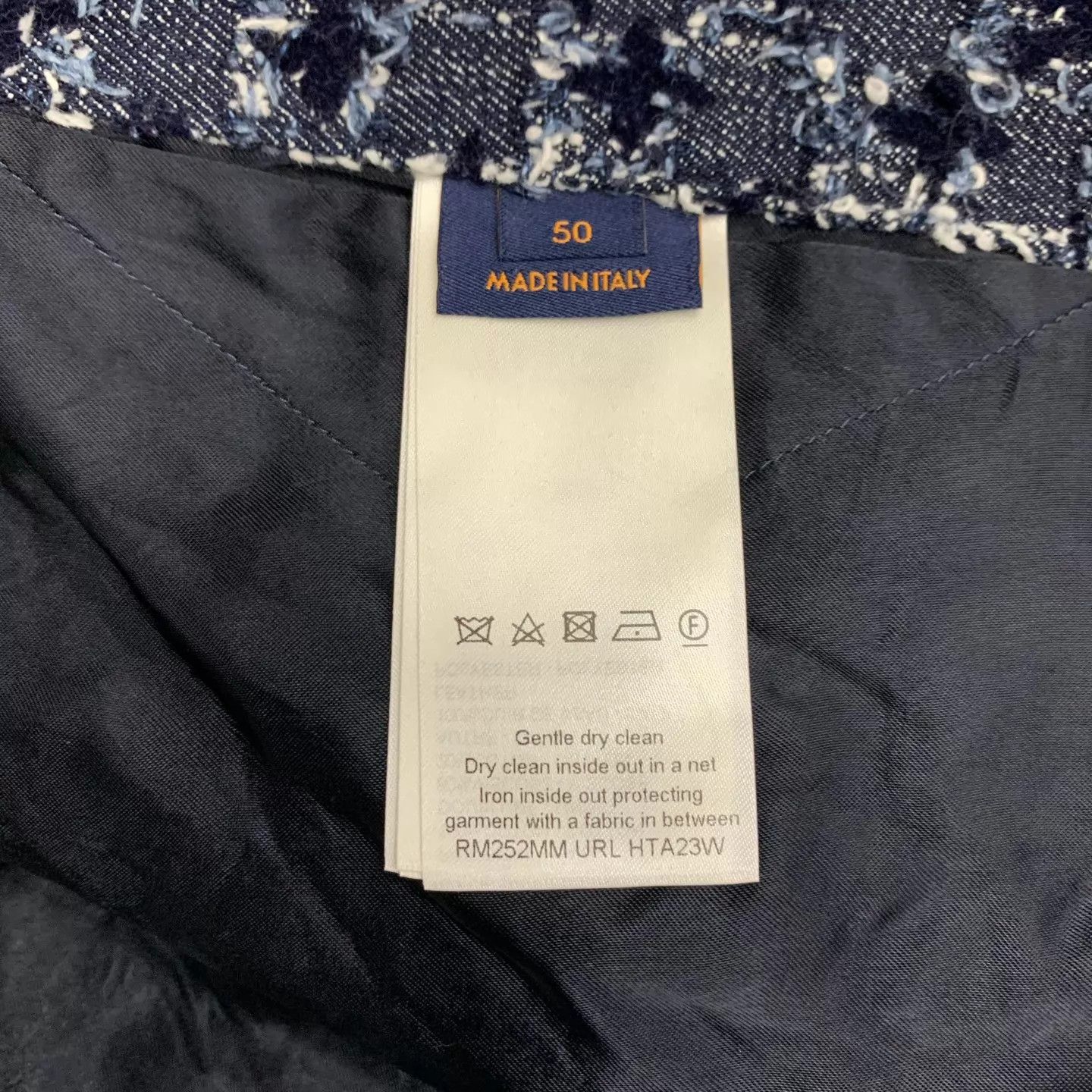 Louis Vuitton Blue Flocked Monogram All Over Print Jkt 50 Size US M / EU 48-50 / 2 - 5 Thumbnail