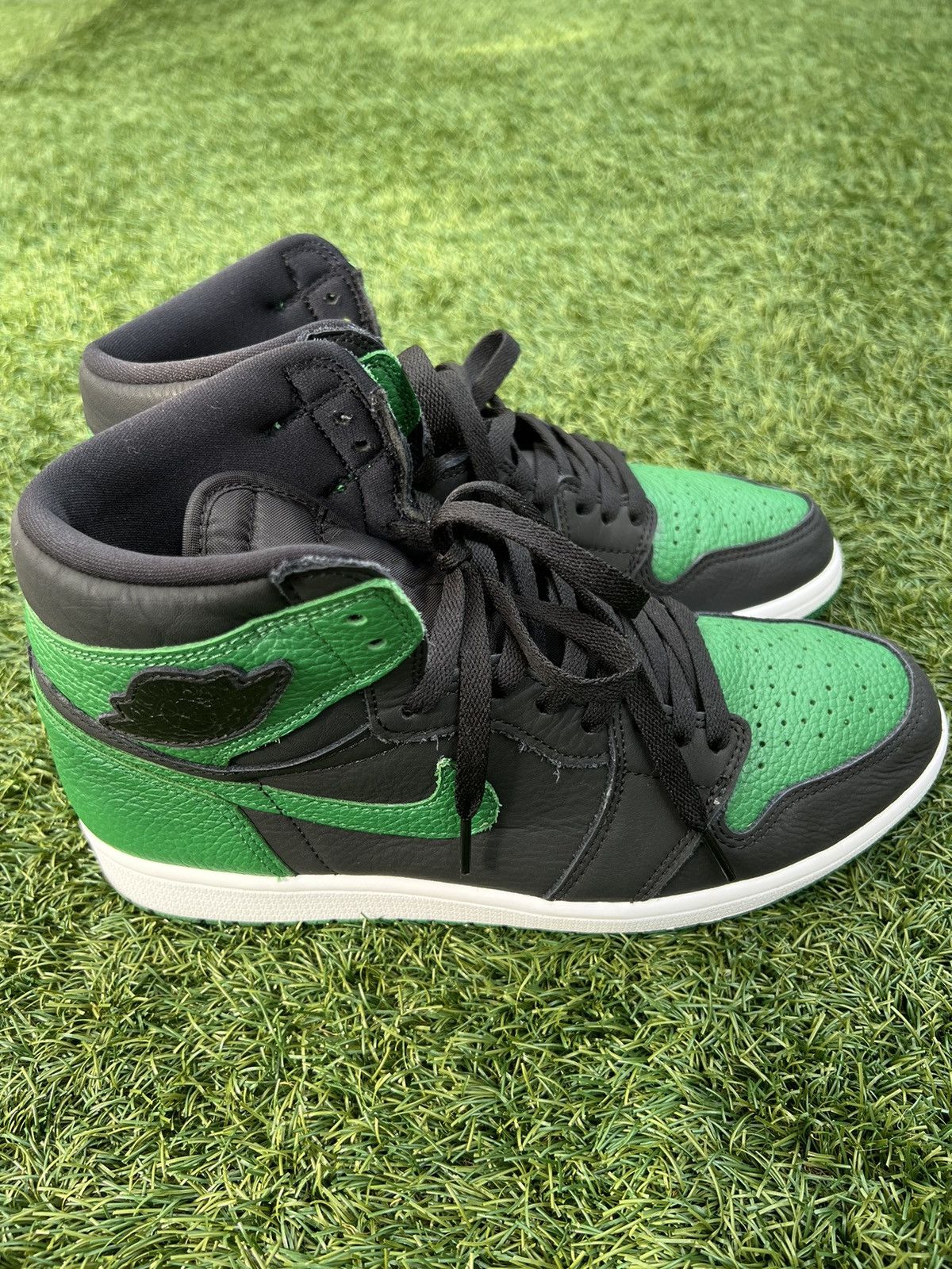 Jordan Brand Jordan 1 Retro High Pine Green Size US 10 / EU 43 - 5 Thumbnail